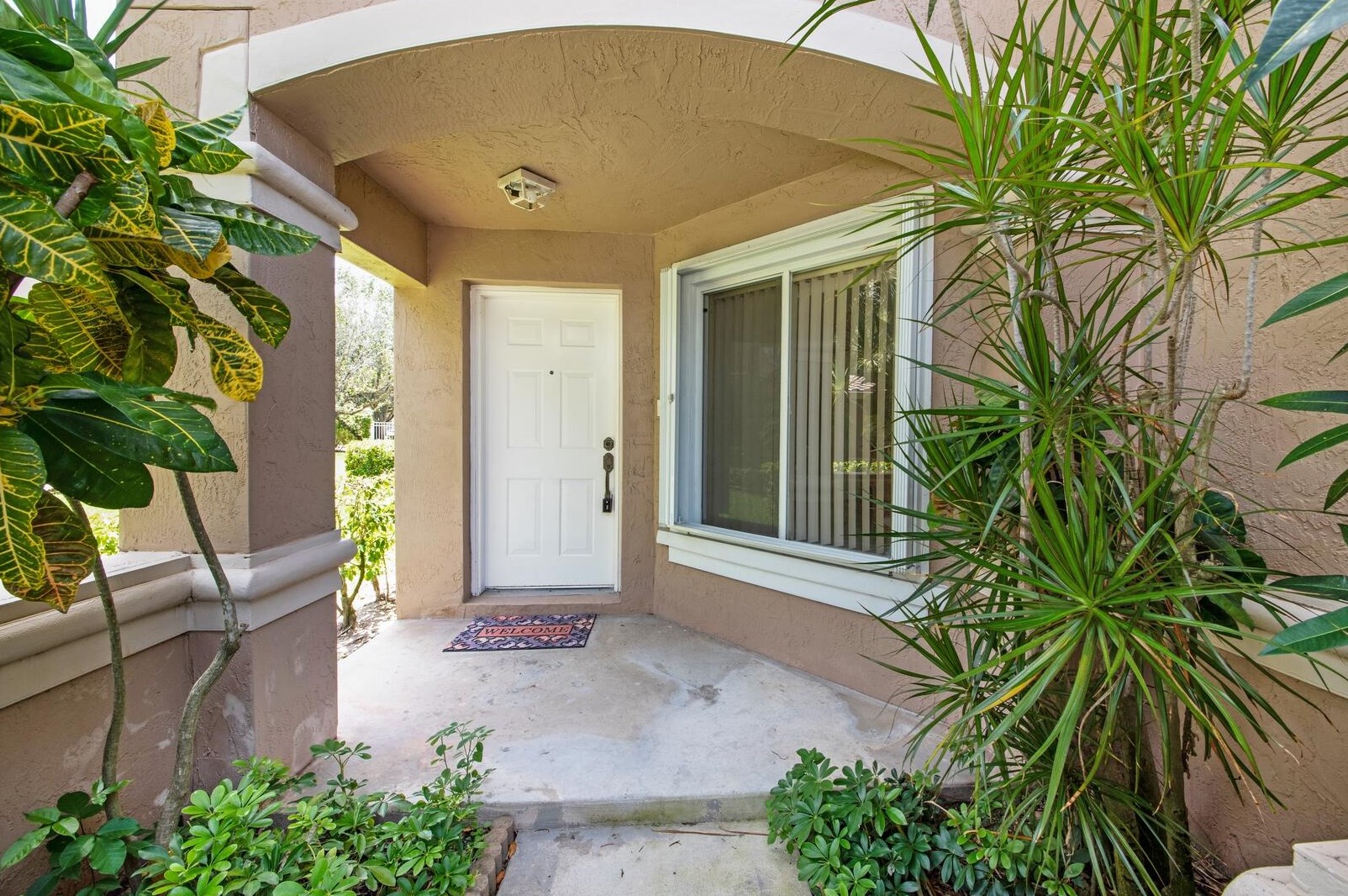 4979 Pinemore Ln, Lake Worth, FL 33463-6996
