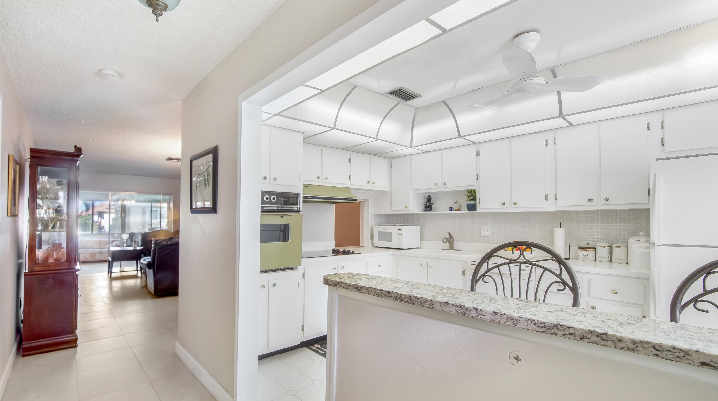 2886 Fernley Dr E #44, West Palm Beach, FL 33415