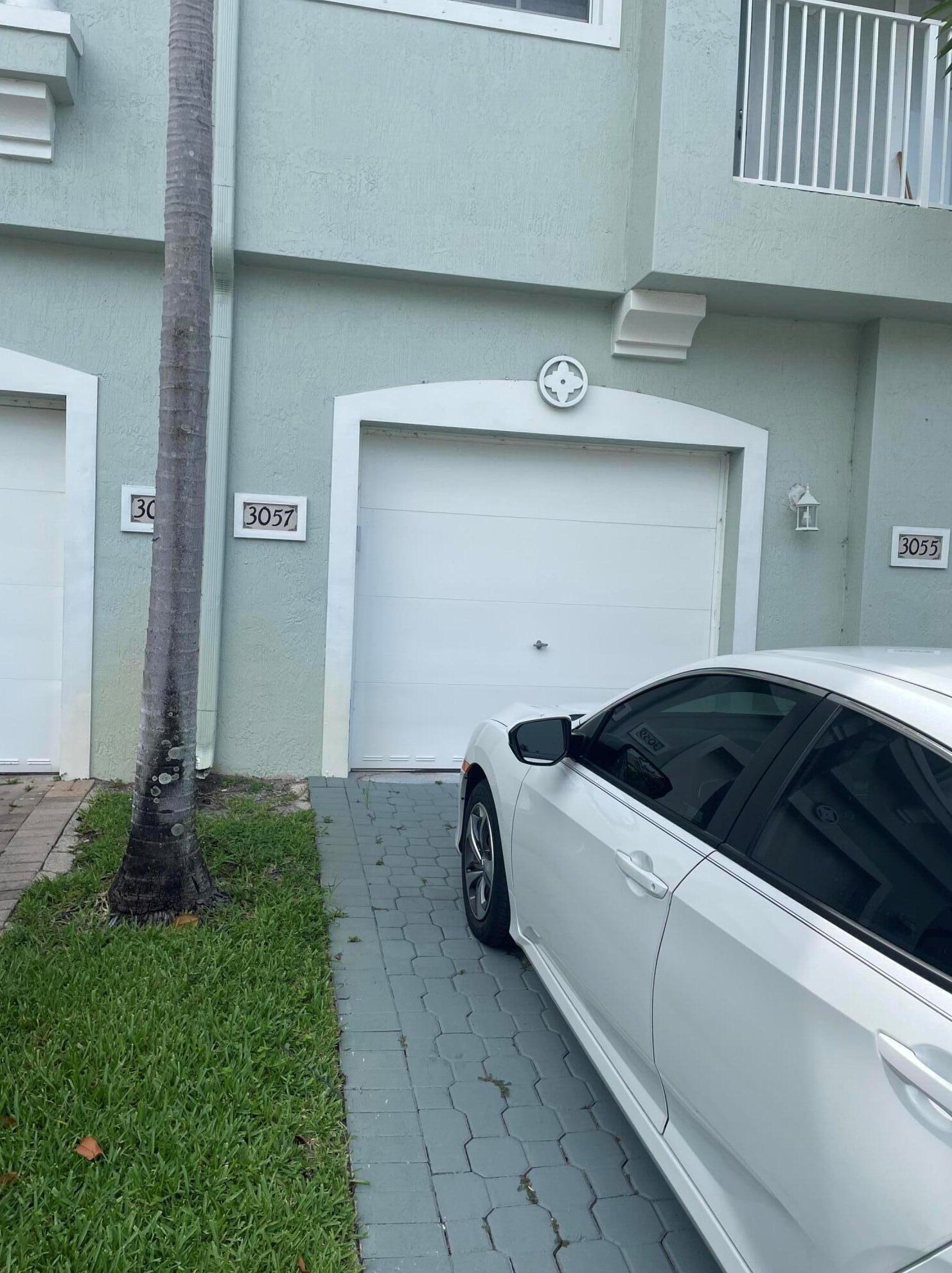 3057 Laurel Ridge Cir, West Palm Beach, FL 33404-1838
