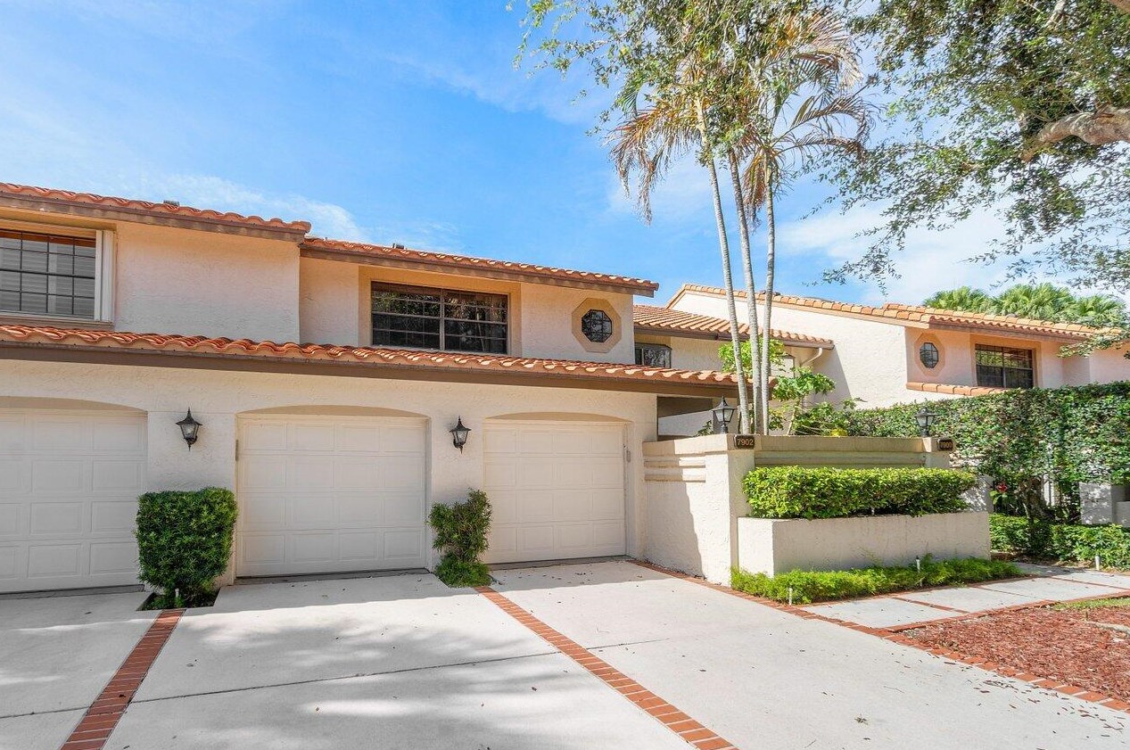 7902 La Mirada Dr, Boca Raton, FL 33433-6106