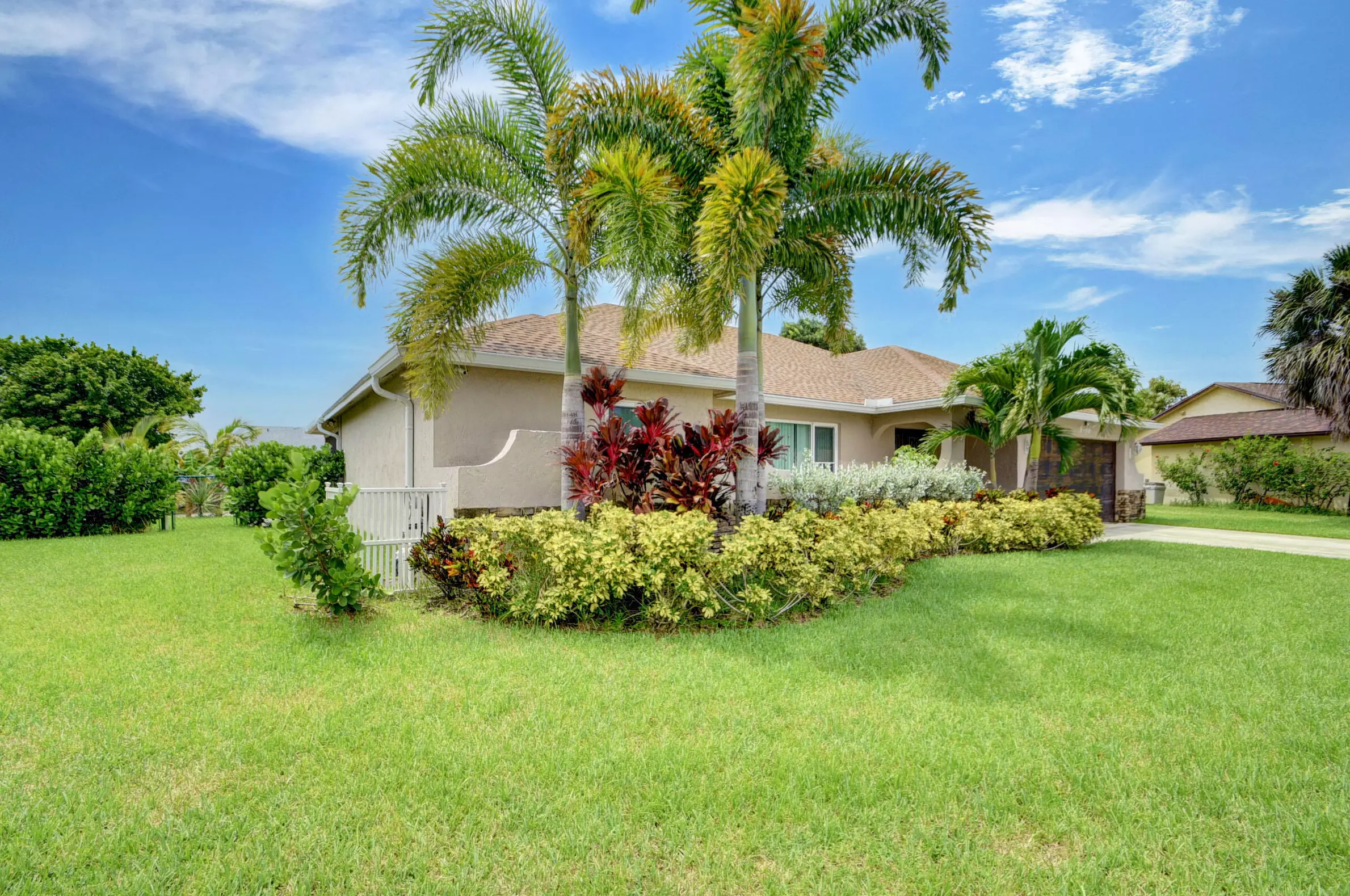 8366 Morning Star Rd, Lake Worth, FL 33467-1713