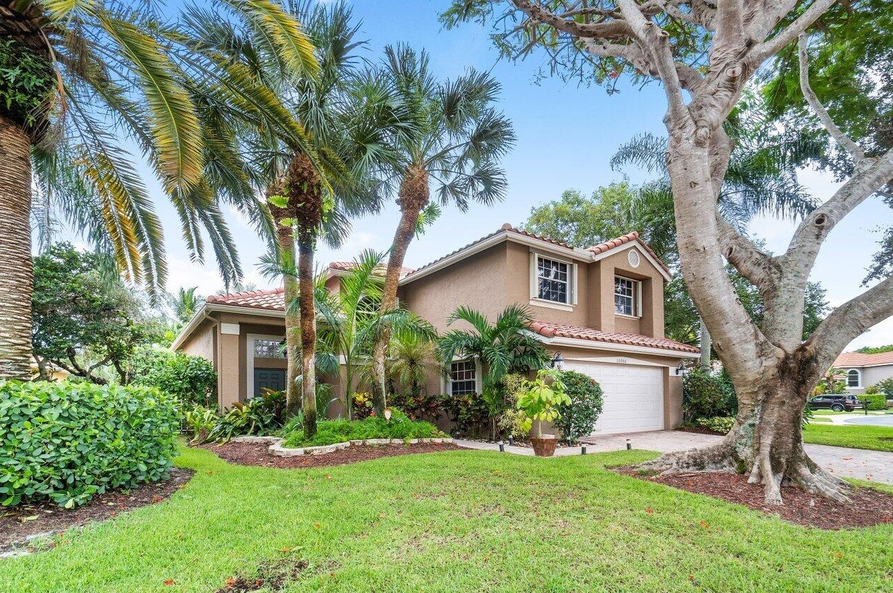 10366 Buena Ventura Dr, Boca Raton, FL 33498-6710