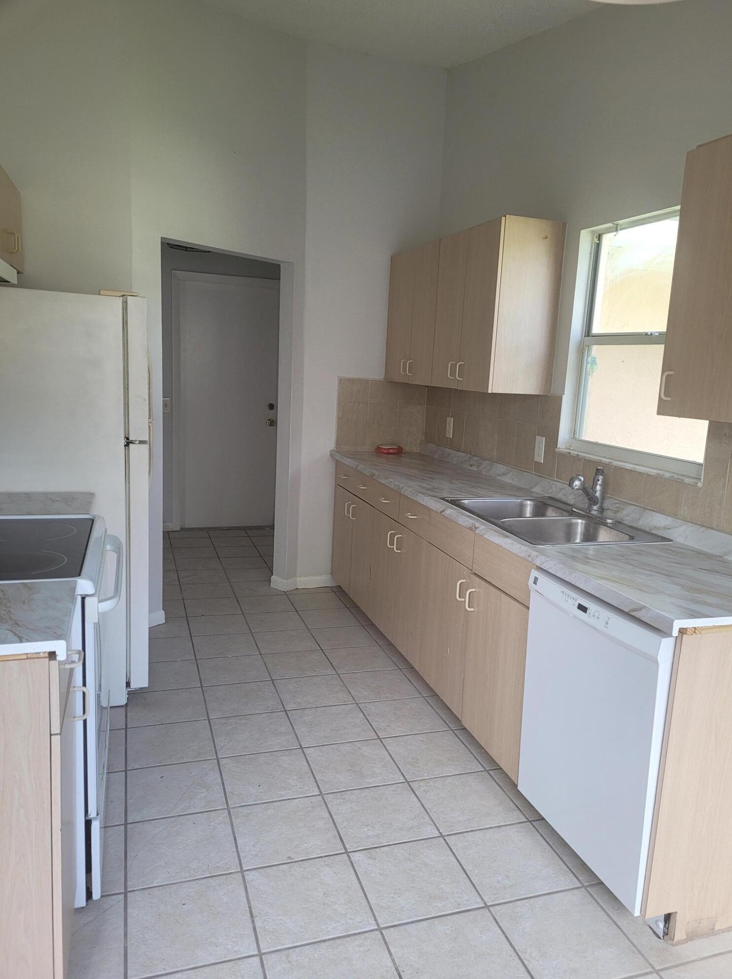 1167 Sunset Rd, West Palm Beach, FL 33406