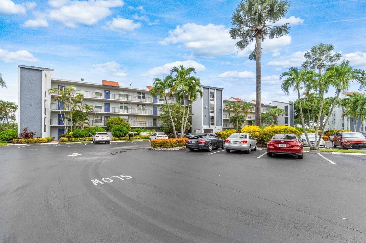 14747 Cumberland Dr #3010, Delray Beach, FL
