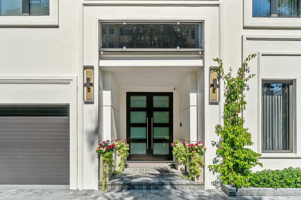 250 Ne Mizner Blvd, Boca Raton, FL 33432