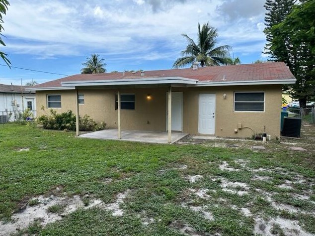 649 Ocean Ave, Boynton Beach FL 33435-5102 exterior