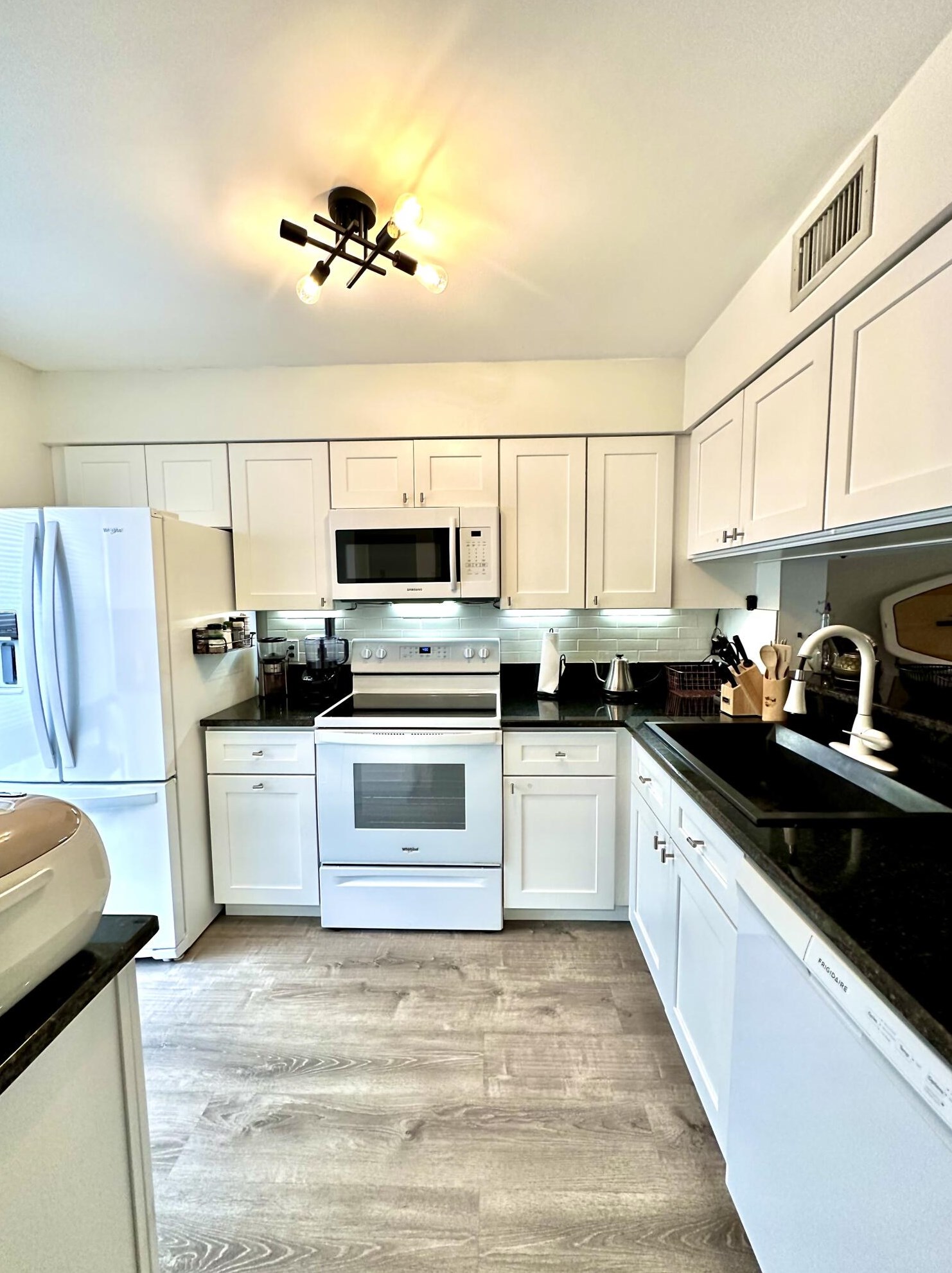 9091 21st St, Boca Raton, FL 33428-7741