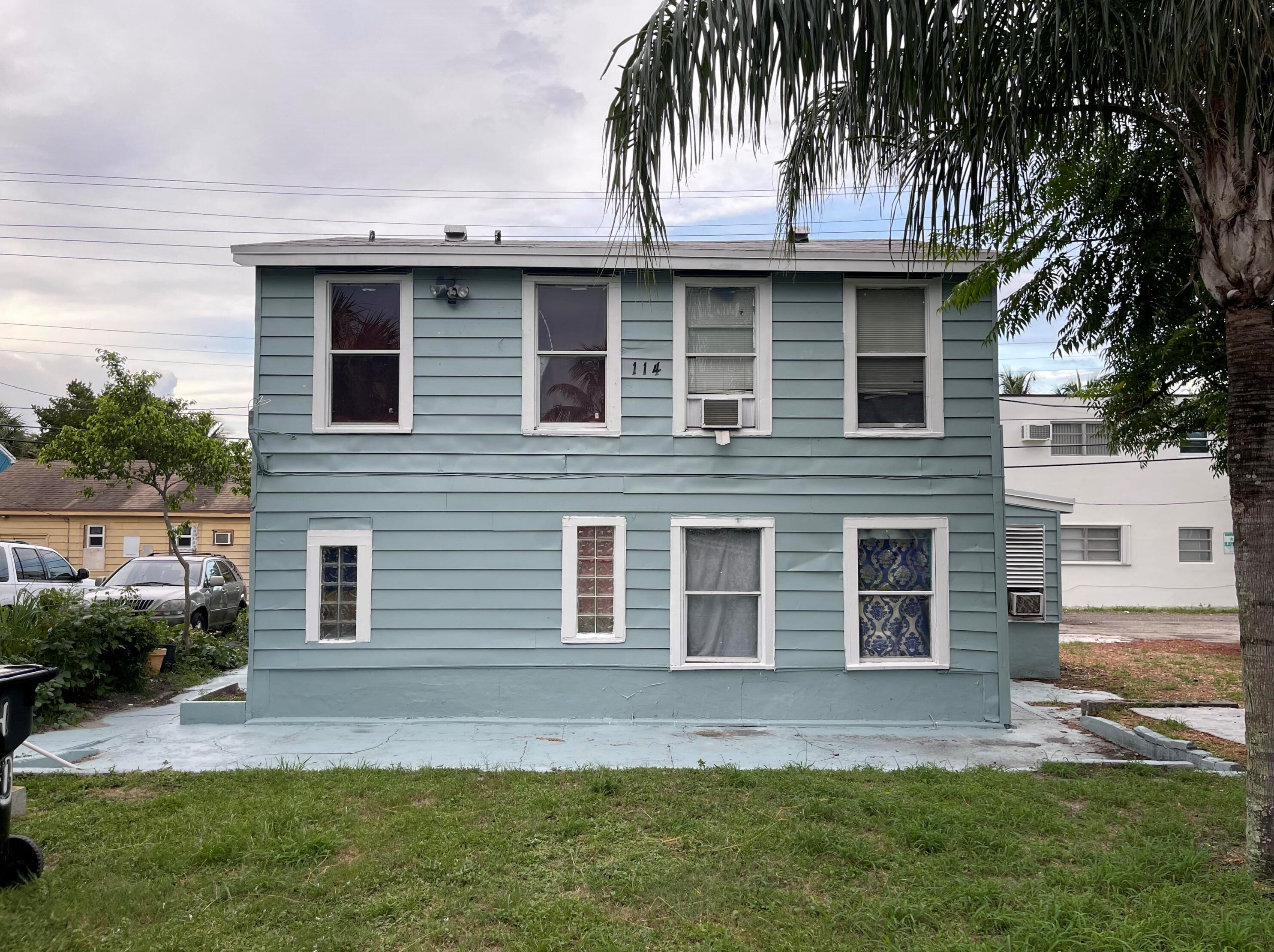 114 B St, Lake Worth, FL 33460-4095