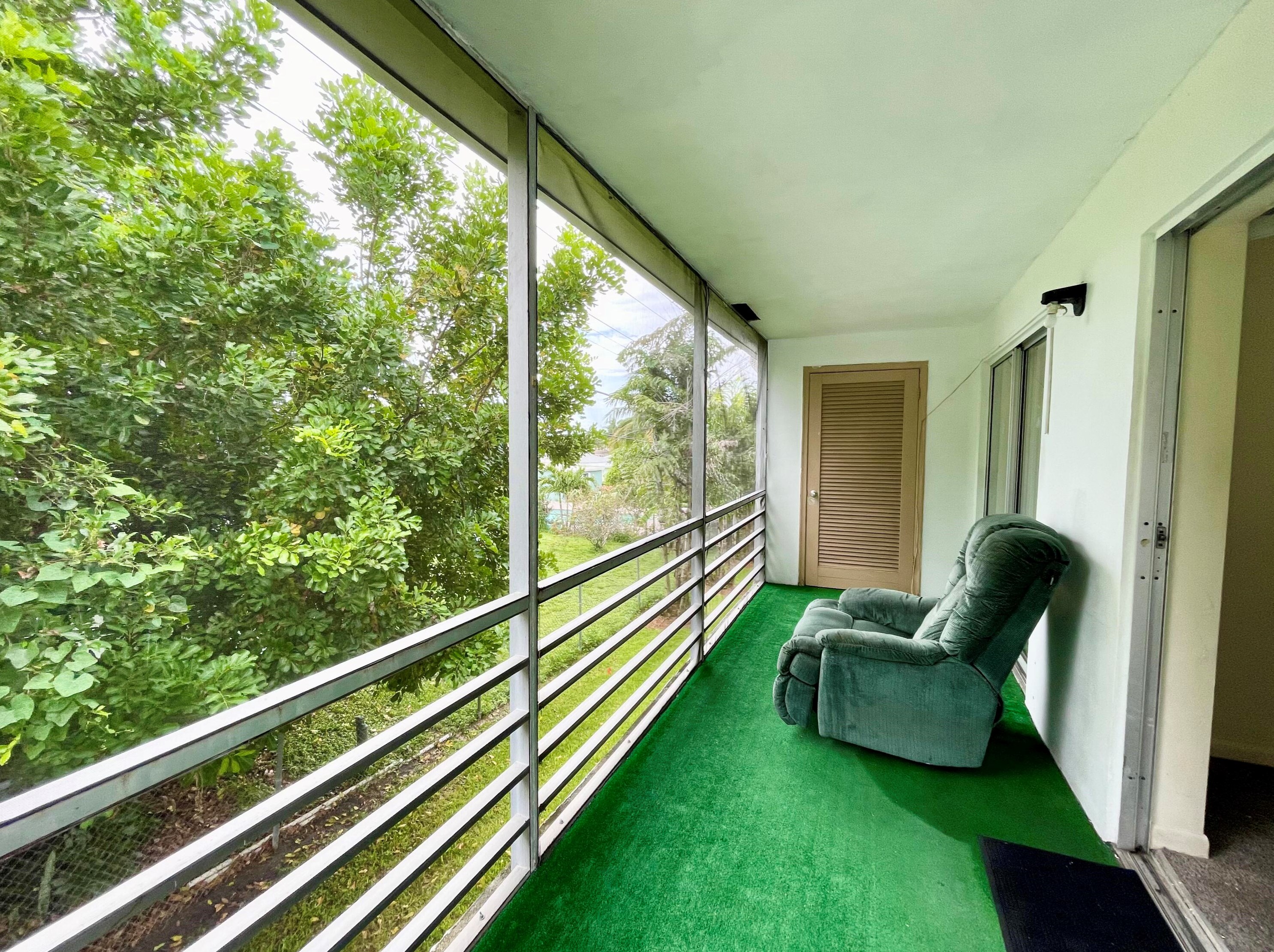 3402 Cynthia Ln #205, Lake Worth, FL 33461