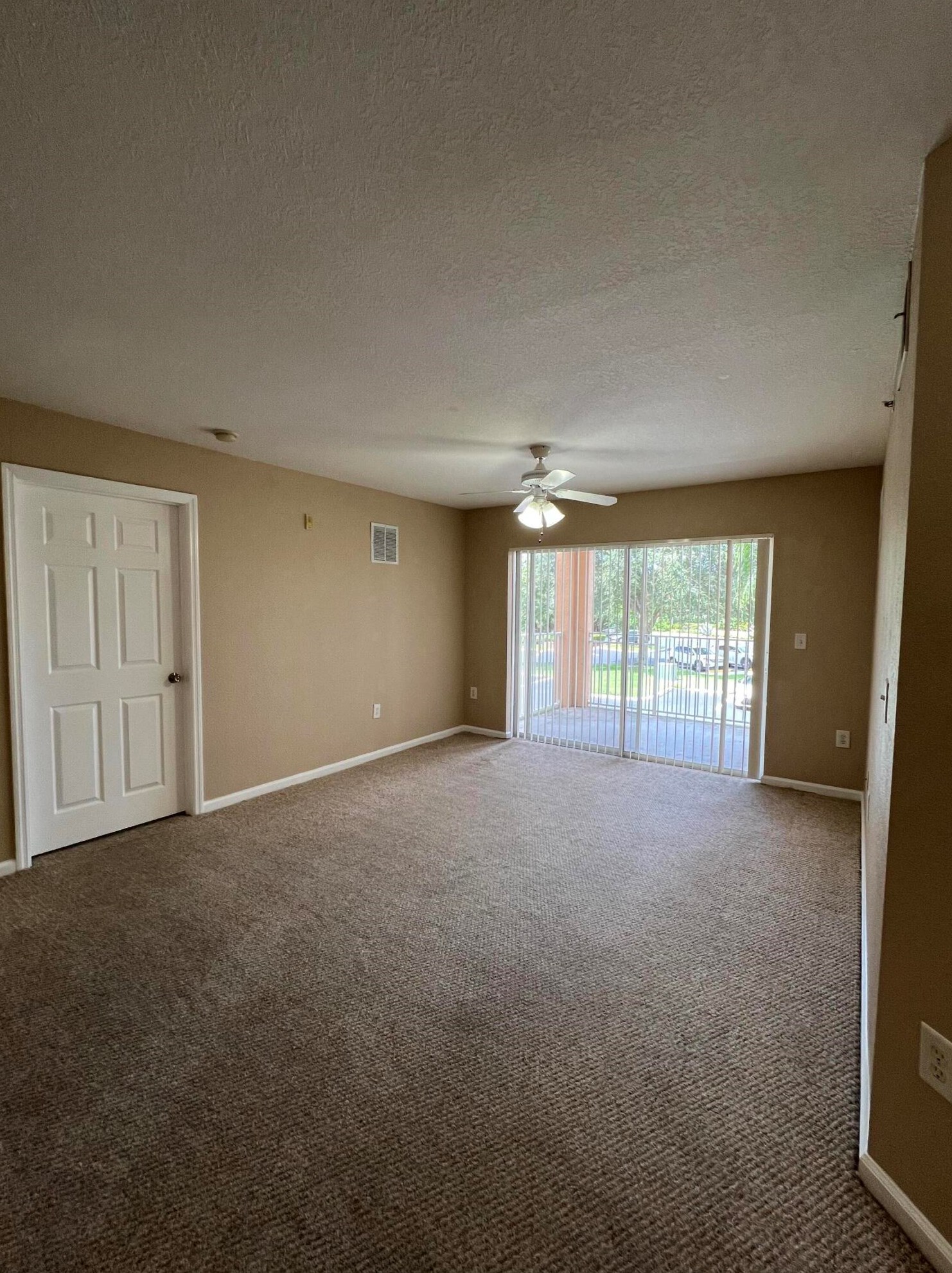 121 Sw Palm Dr Apt 205, Fort Pierce, FL 34986