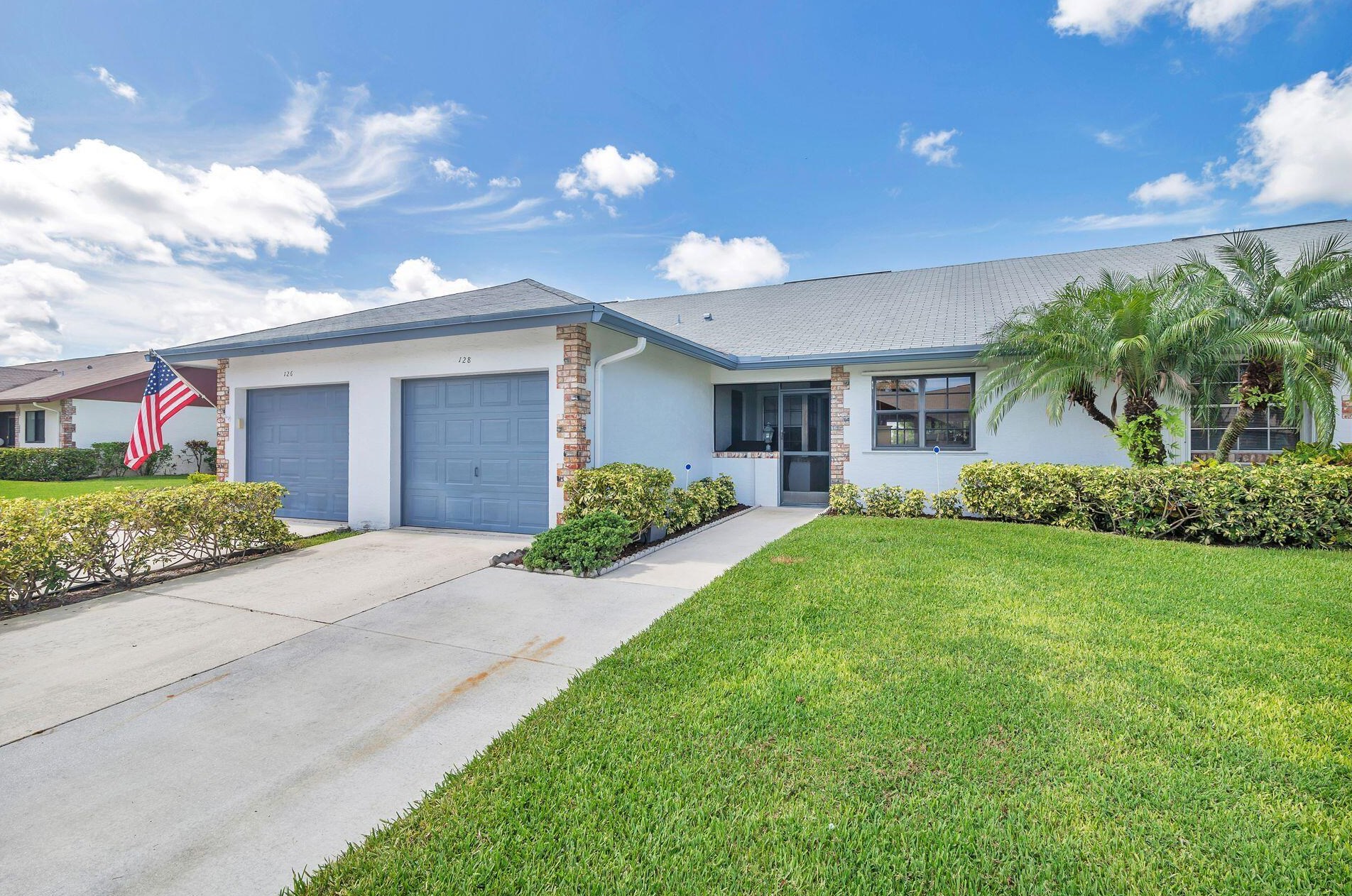128 Moccasin Trl, Jupiter, FL 33458-7647