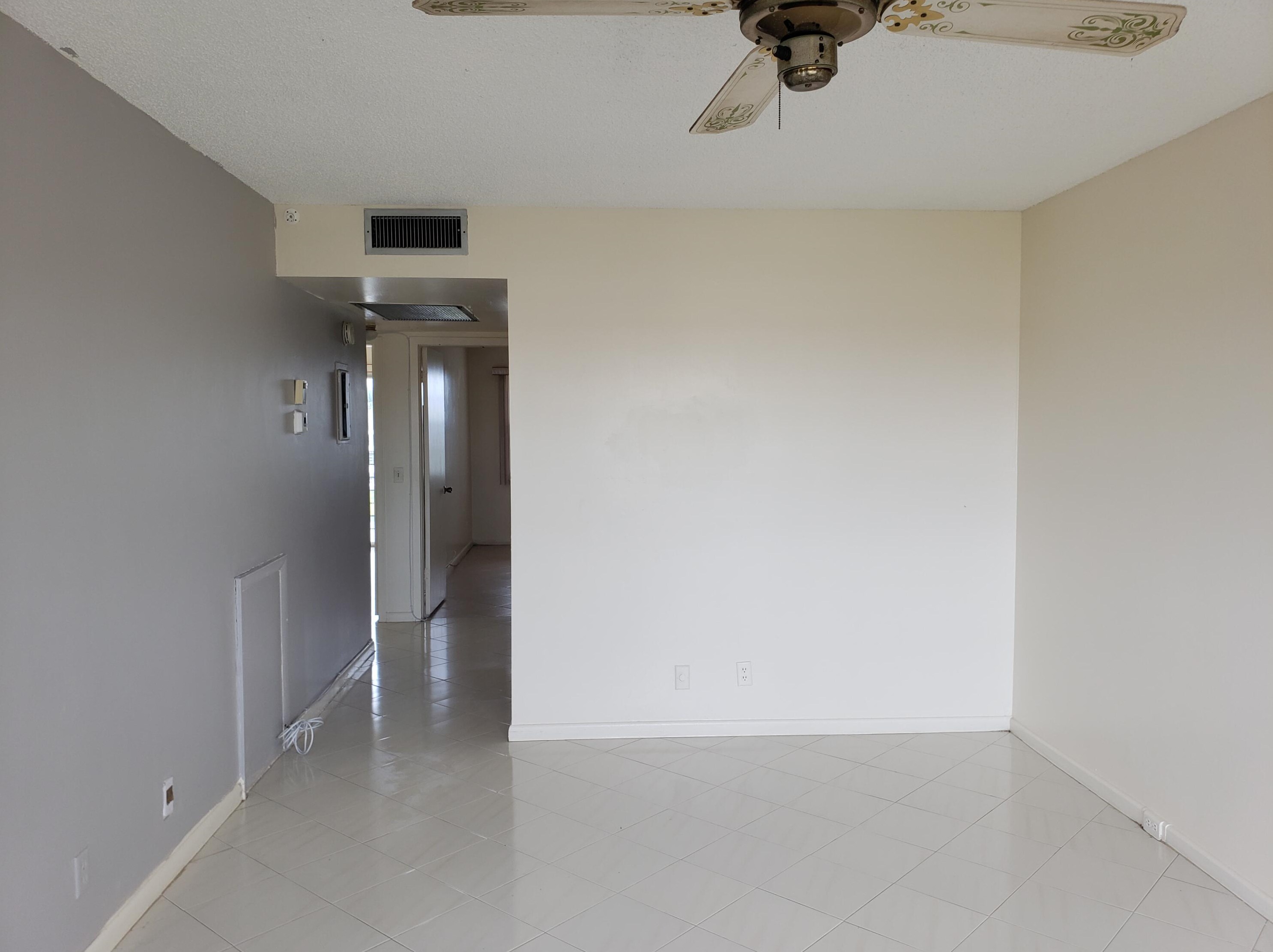 4055 Wolverton C, Boca Raton, FL 33434-4520