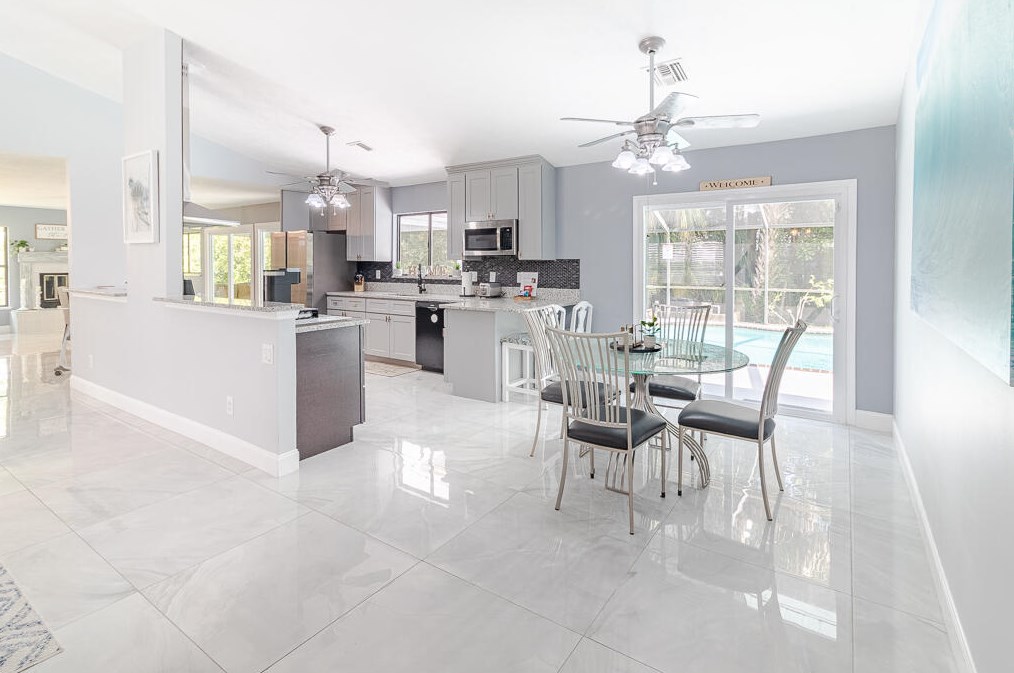 1996 Stratford Way, Palm City FL  34990-2016 exterior