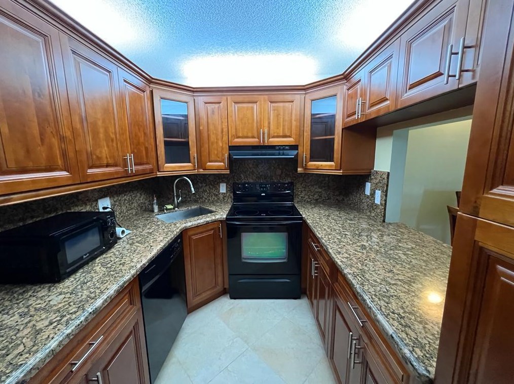 1010 Green Pine Blvd #e2, West Palm Beach, FL 33409
