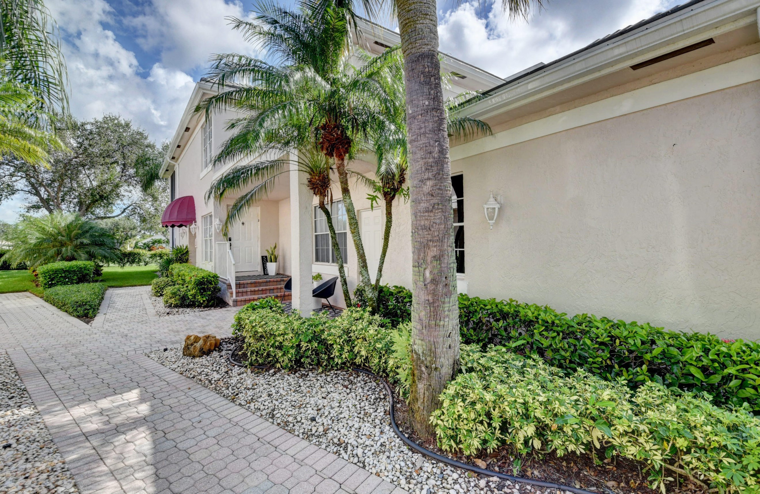 5082 Lake Catalina Dr, Boca Raton, FL 33496-2491