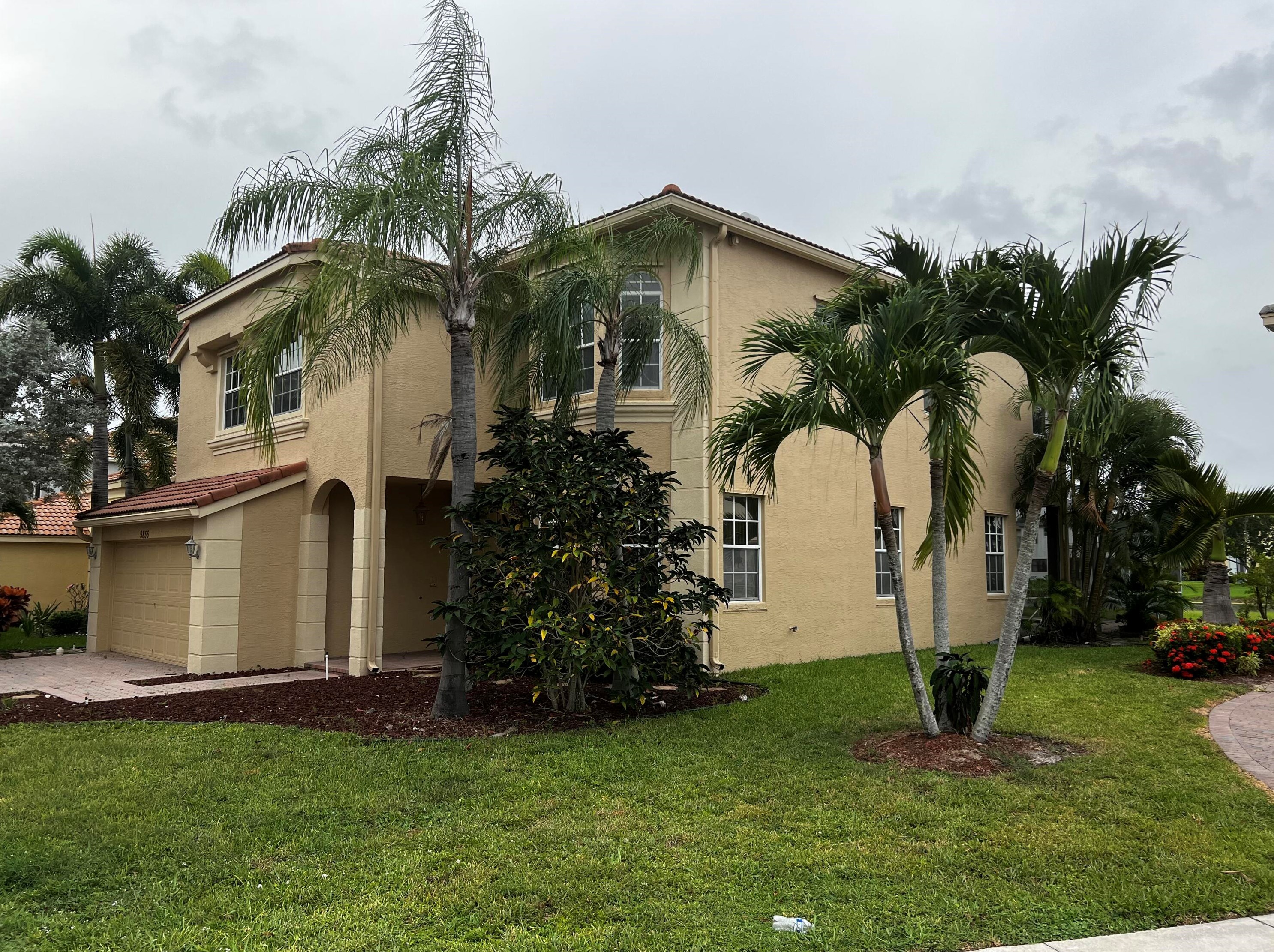 9855 Woolworth Ct, West Palm Beach, FL 33414