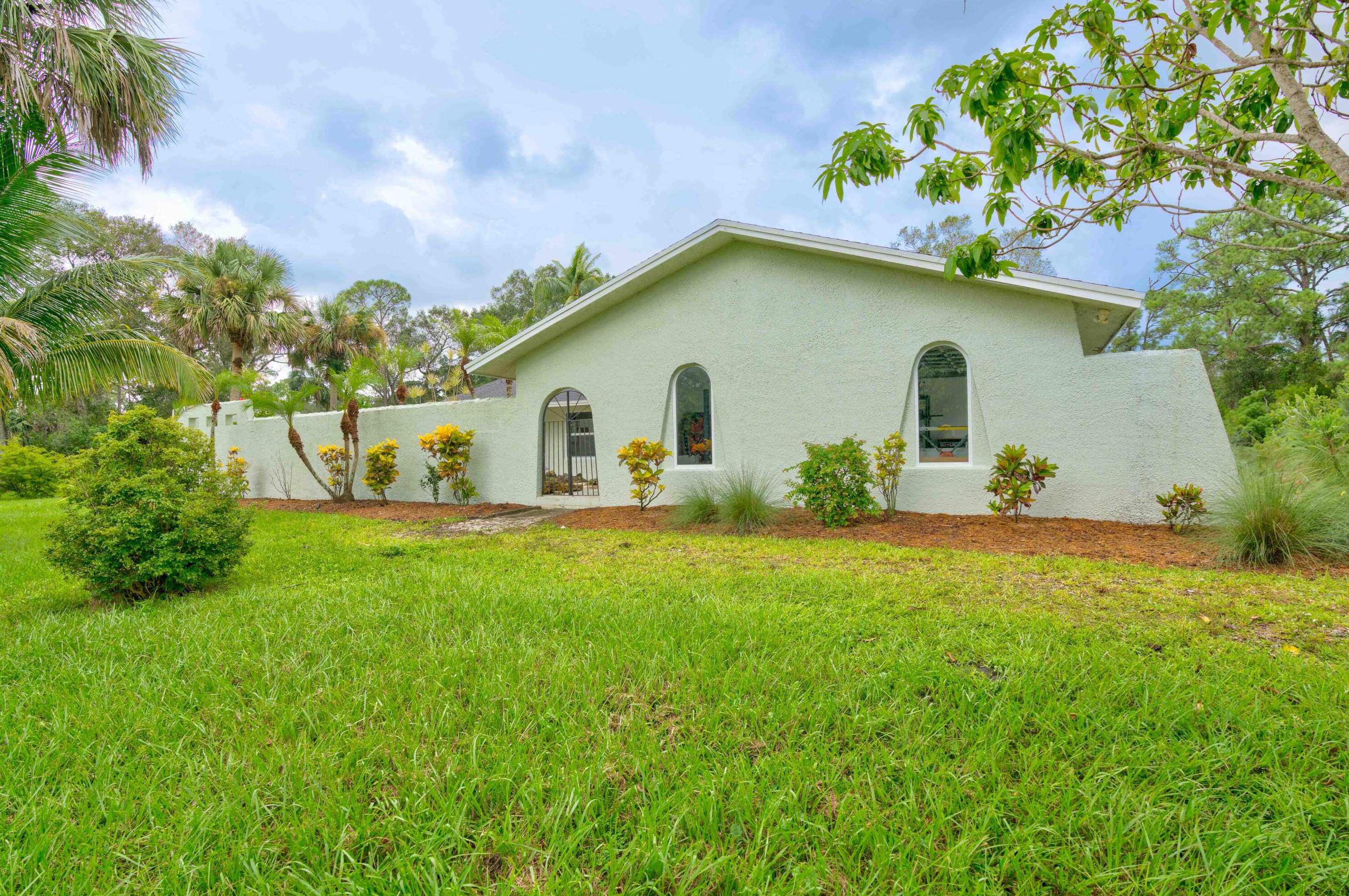 10046 175th Rd, Jupiter FL  33478-4712 exterior