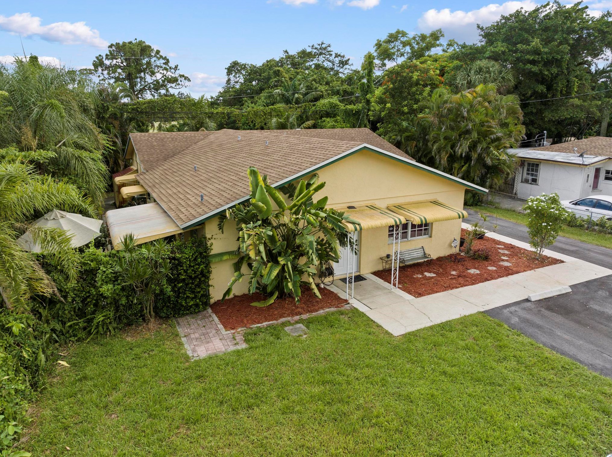 4782 Cambridge St, Lake Worth FL  33463-2272 exterior