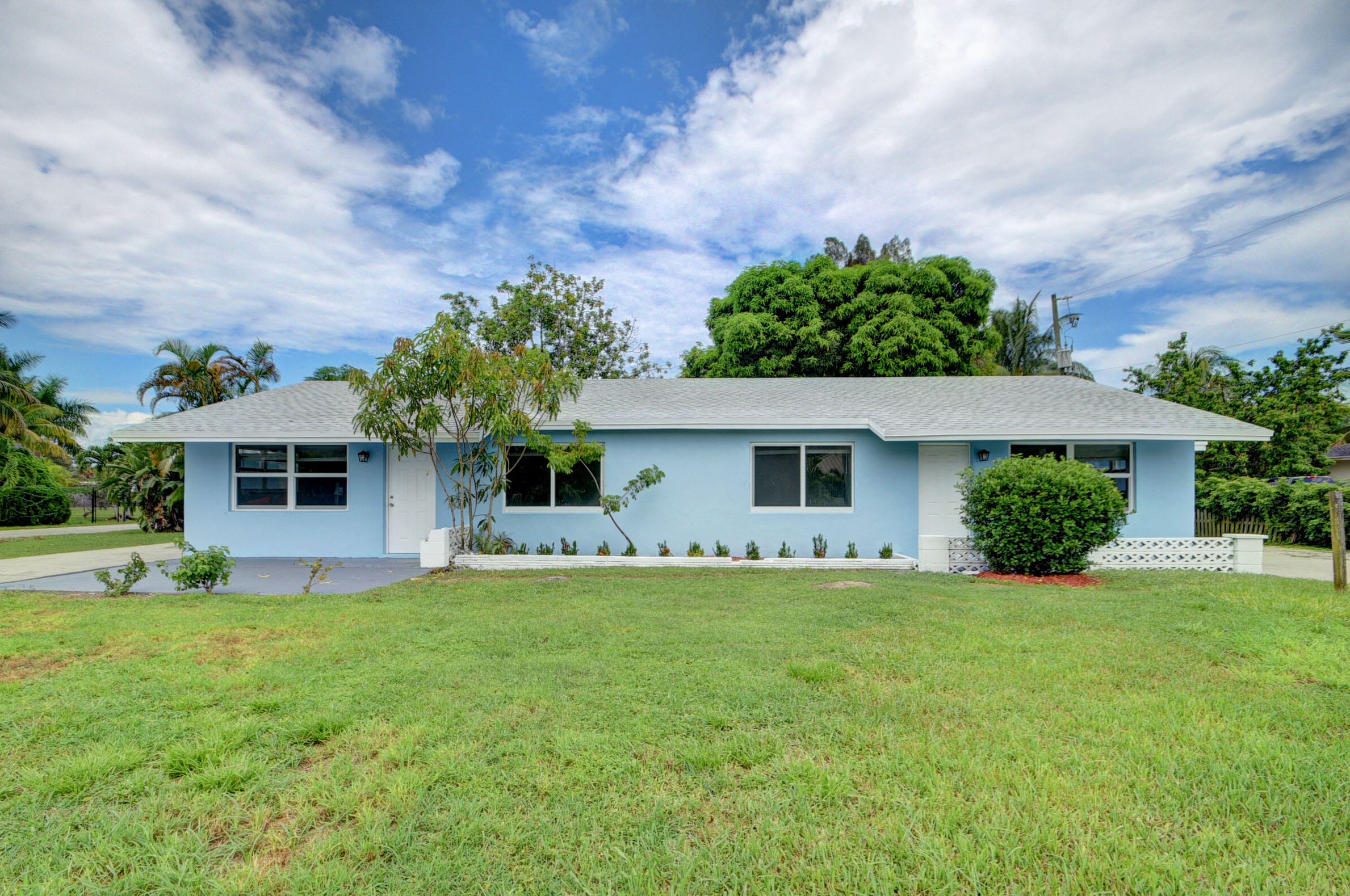 4258 Coconut Rd, Lake Worth, FL 33461-4516