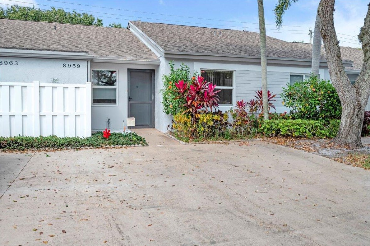 8959 Sunnywood Pl, Boca Raton, FL 33496-5041