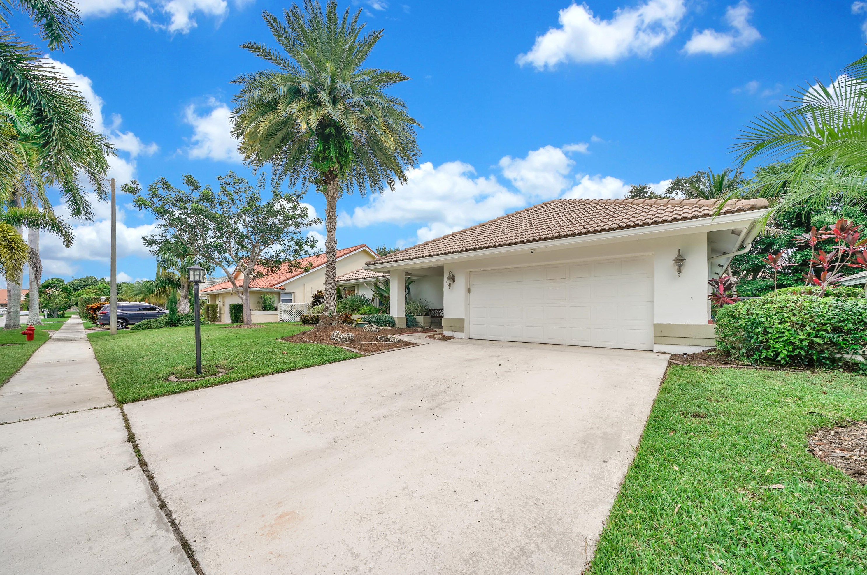 8633 Vista Del Boca Dr, Boca Raton, FL 33433
