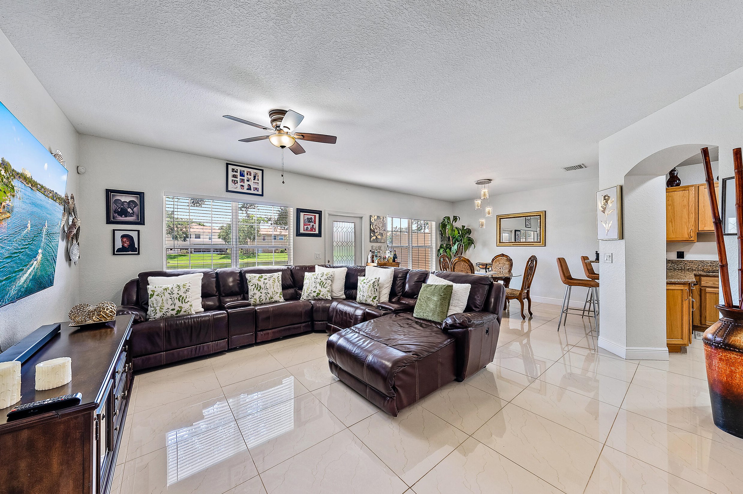 4206 Windmill Palm Way, Lake Worth, FL 33463-9346