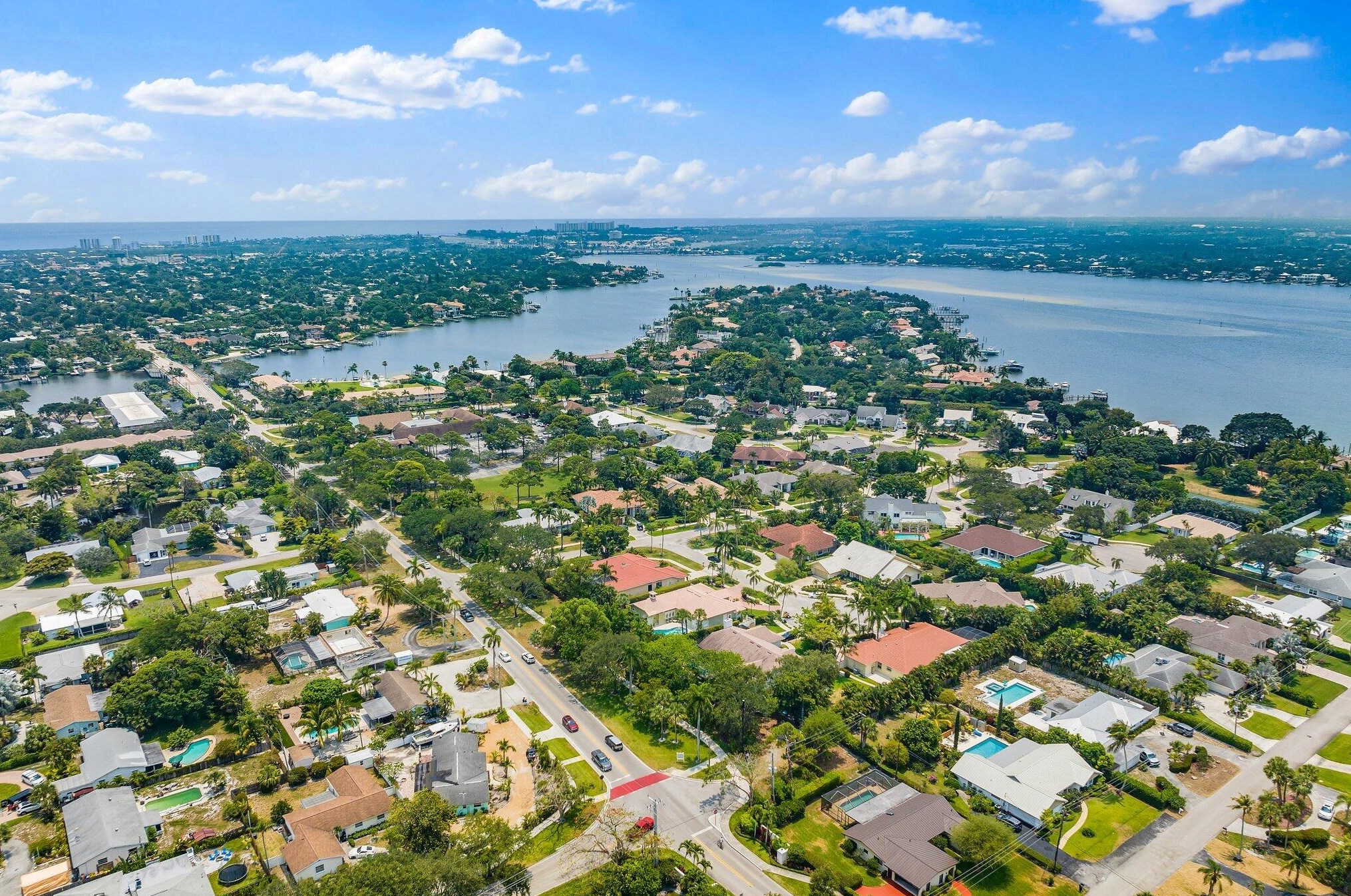 8 Bayview Ter, Jupiter, FL 33469-2013