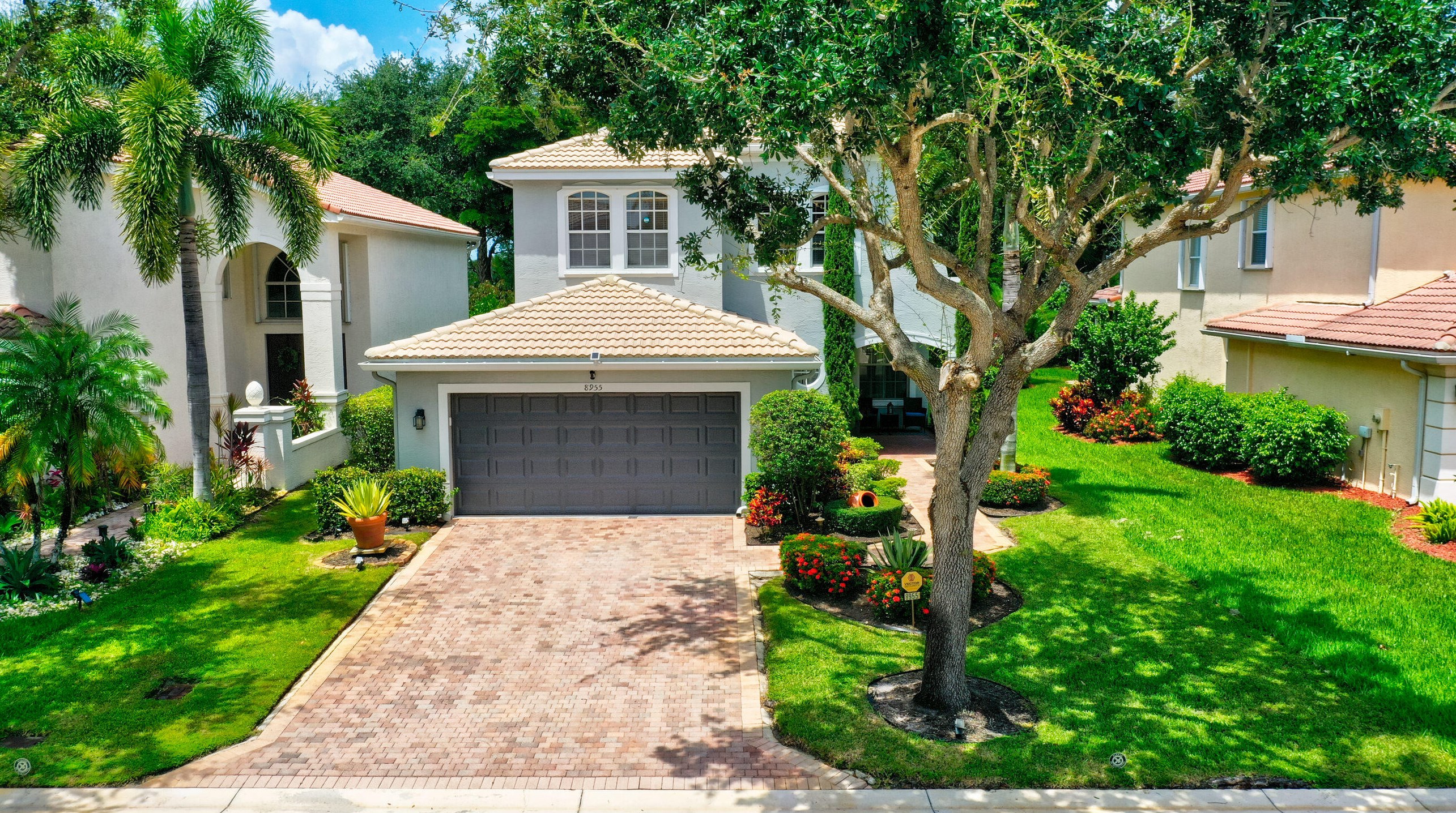 8955 Briarwood Meadow Ln, Boynton Beach FL 33473-7817 exterior