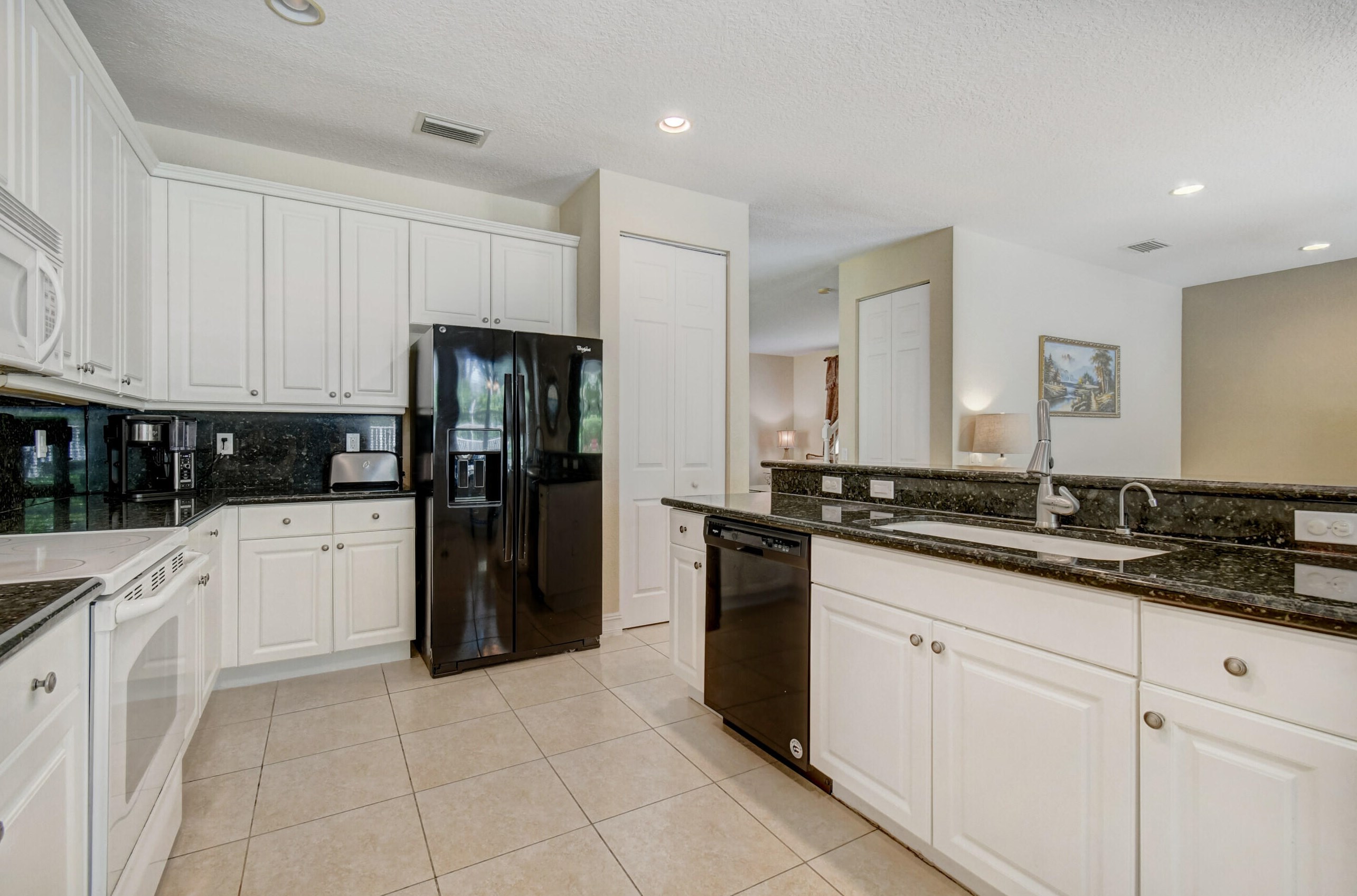 8955 Briarwood Meadow Ln, Boynton Beach FL 33473-7817 exterior