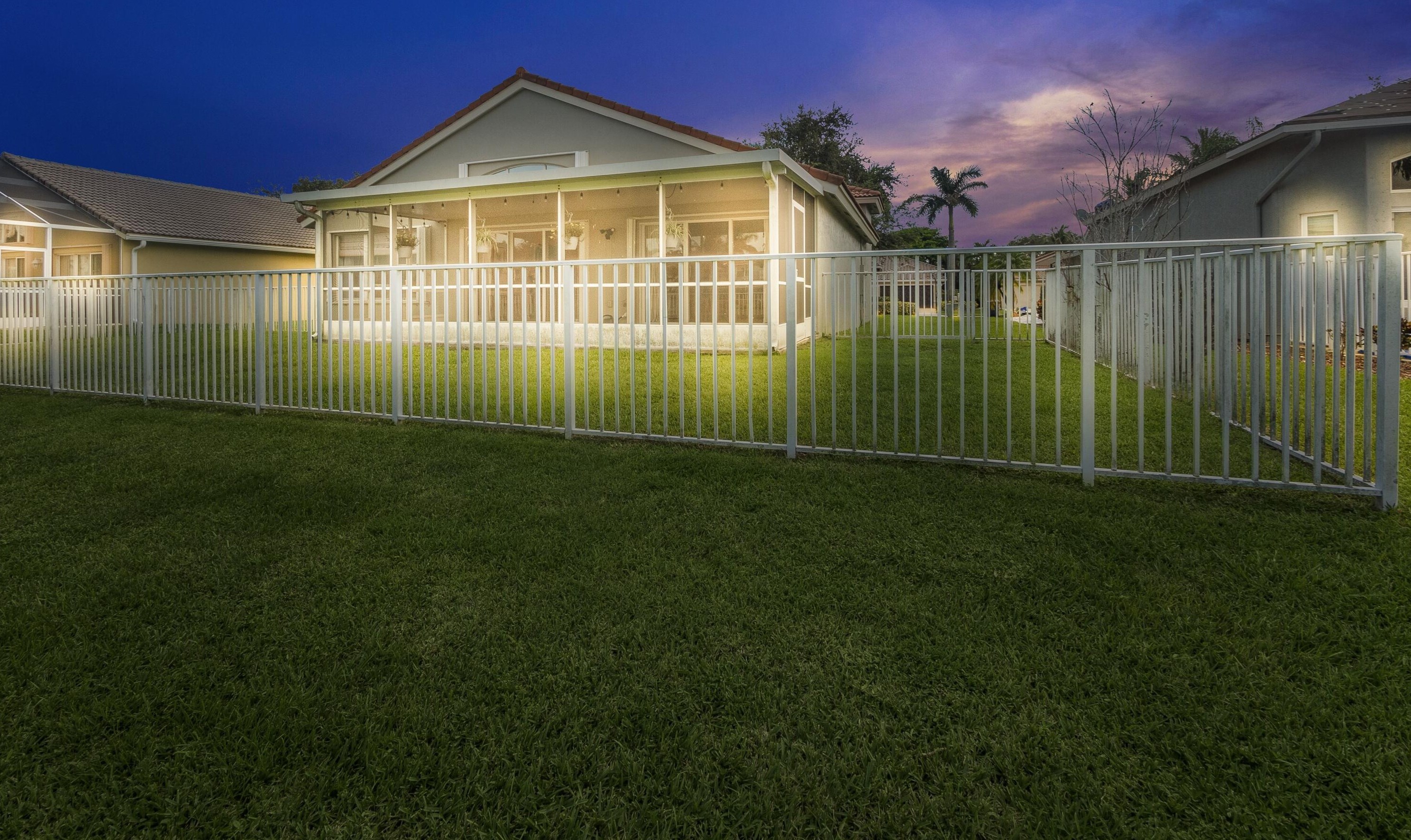 5378 Oakmont Vlg Cir, Lake Worth FL 33463-8203 exterior