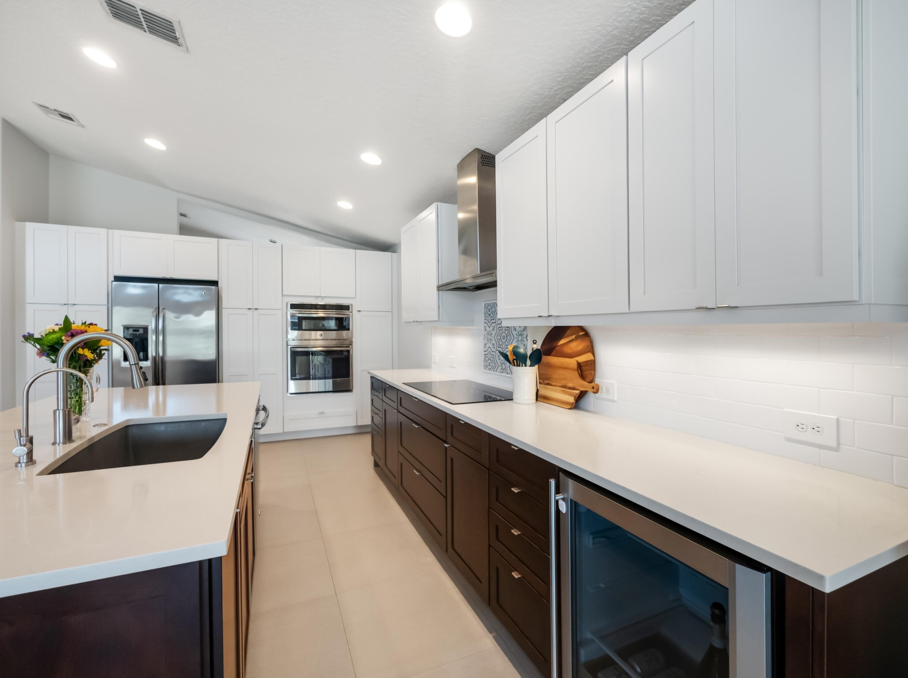 5378 Oakmont Vlg Cir, Lake Worth FL 33463-8203 exterior