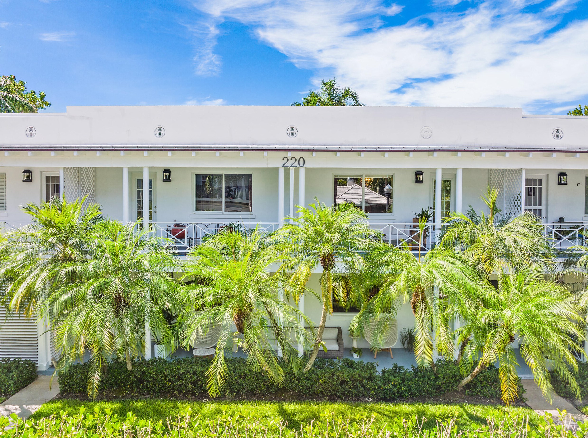 220 Atlantic Ave Apt 5, Palm Beach, FL 33480