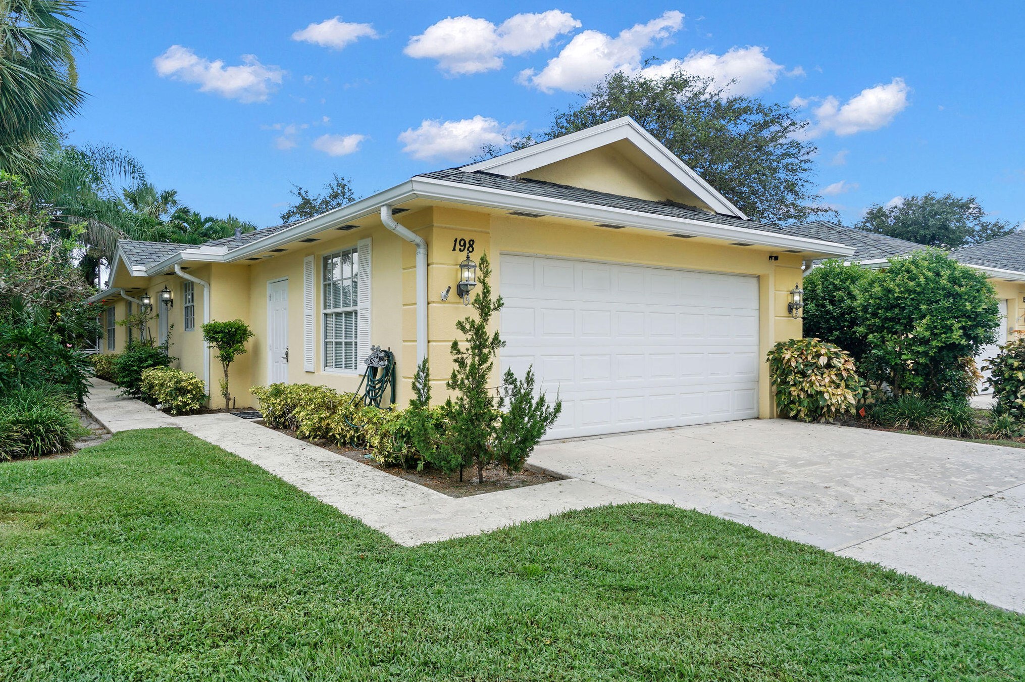 198 Brier Cir, Jupiter FL  33458-7377 exterior