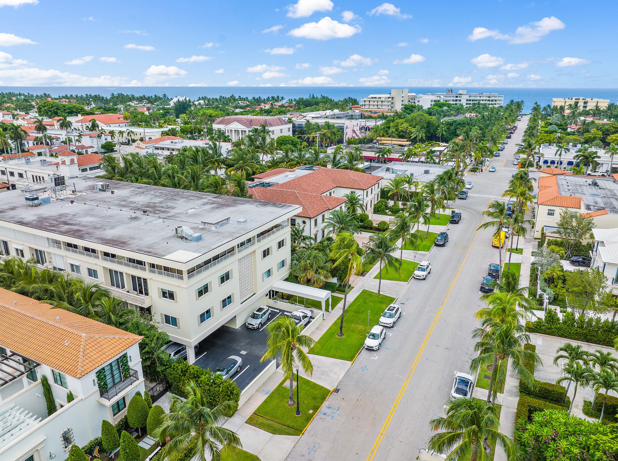 227 Brazilian Ave #2h, Palm Beach, FL