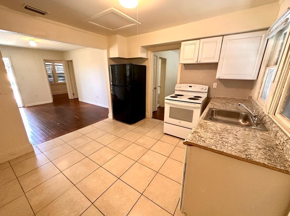 2105 Ponce De Leon Ave, West Palm Beach, FL 33407