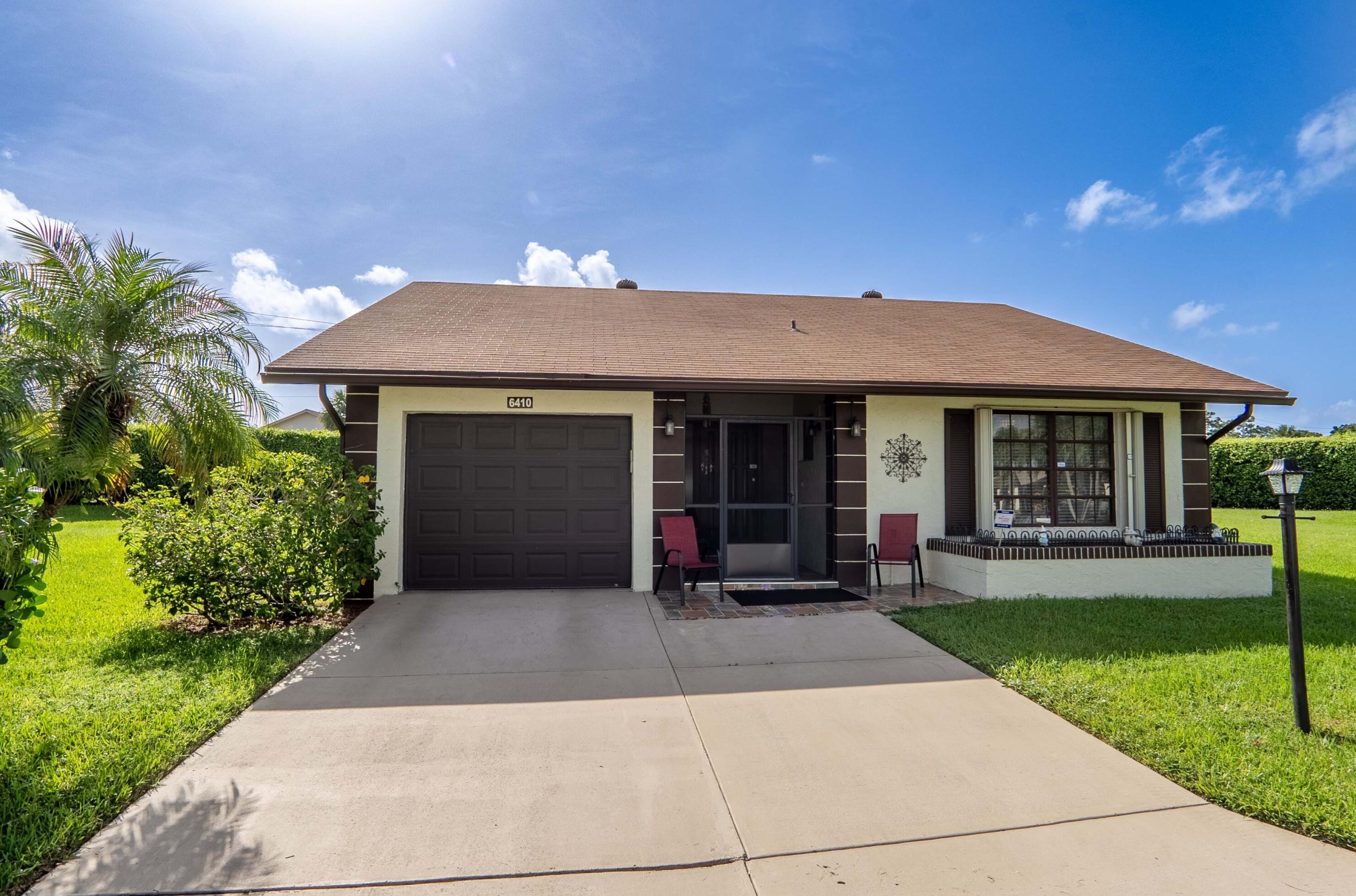 6410 Lakemont Cir, Lake Worth, FL 33463-2416