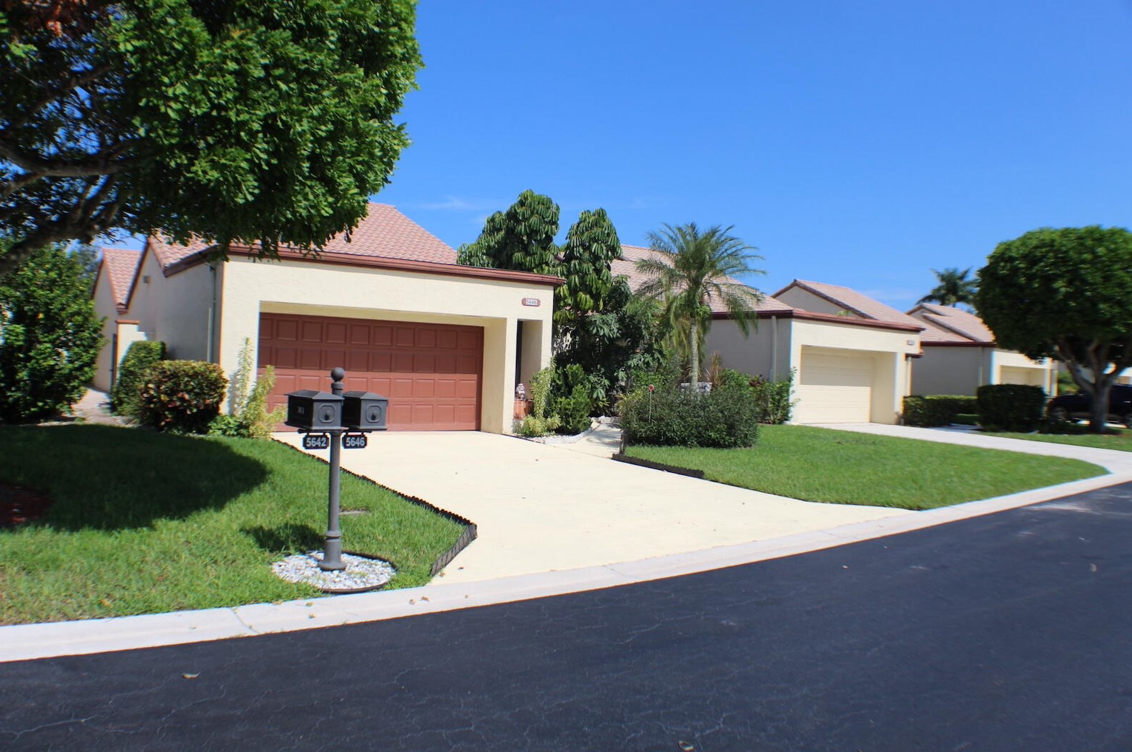 5646 Kiowa Cir, Boynton Beach, FL 33437