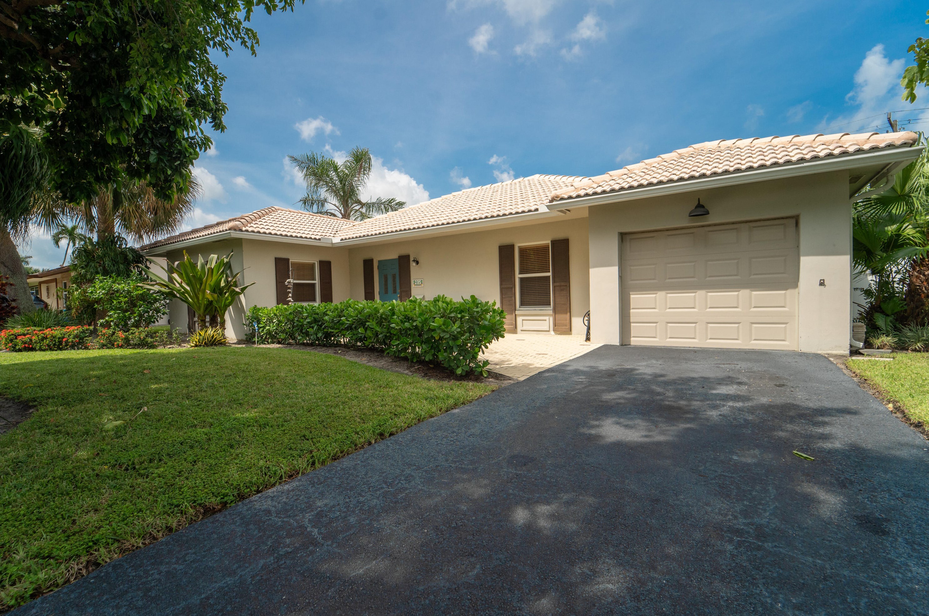 235 11th Ave, Boca Raton, FL 33486-4523
