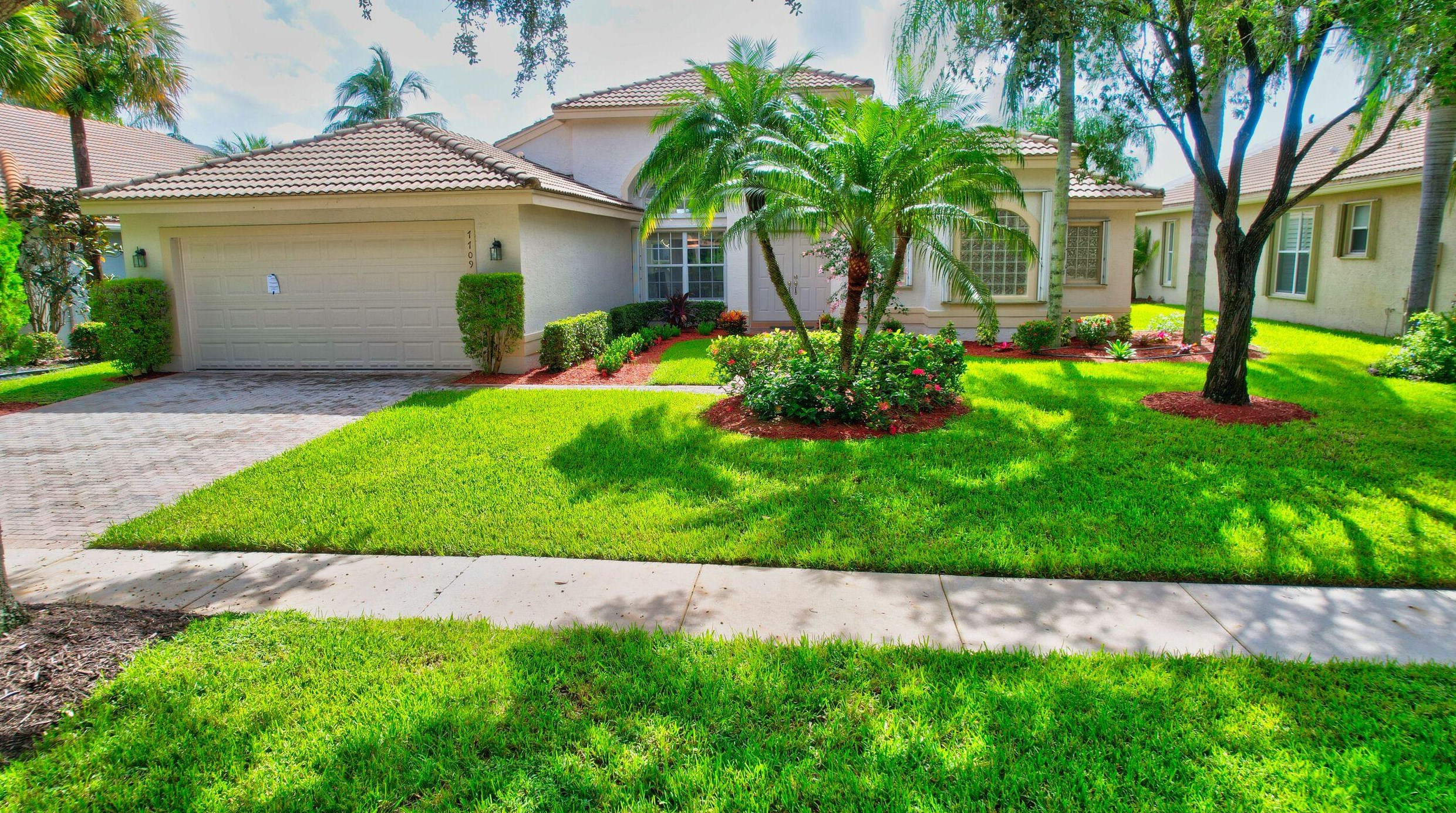 7709 Royale River Ln, Lake Worth FL  33467-6919 exterior