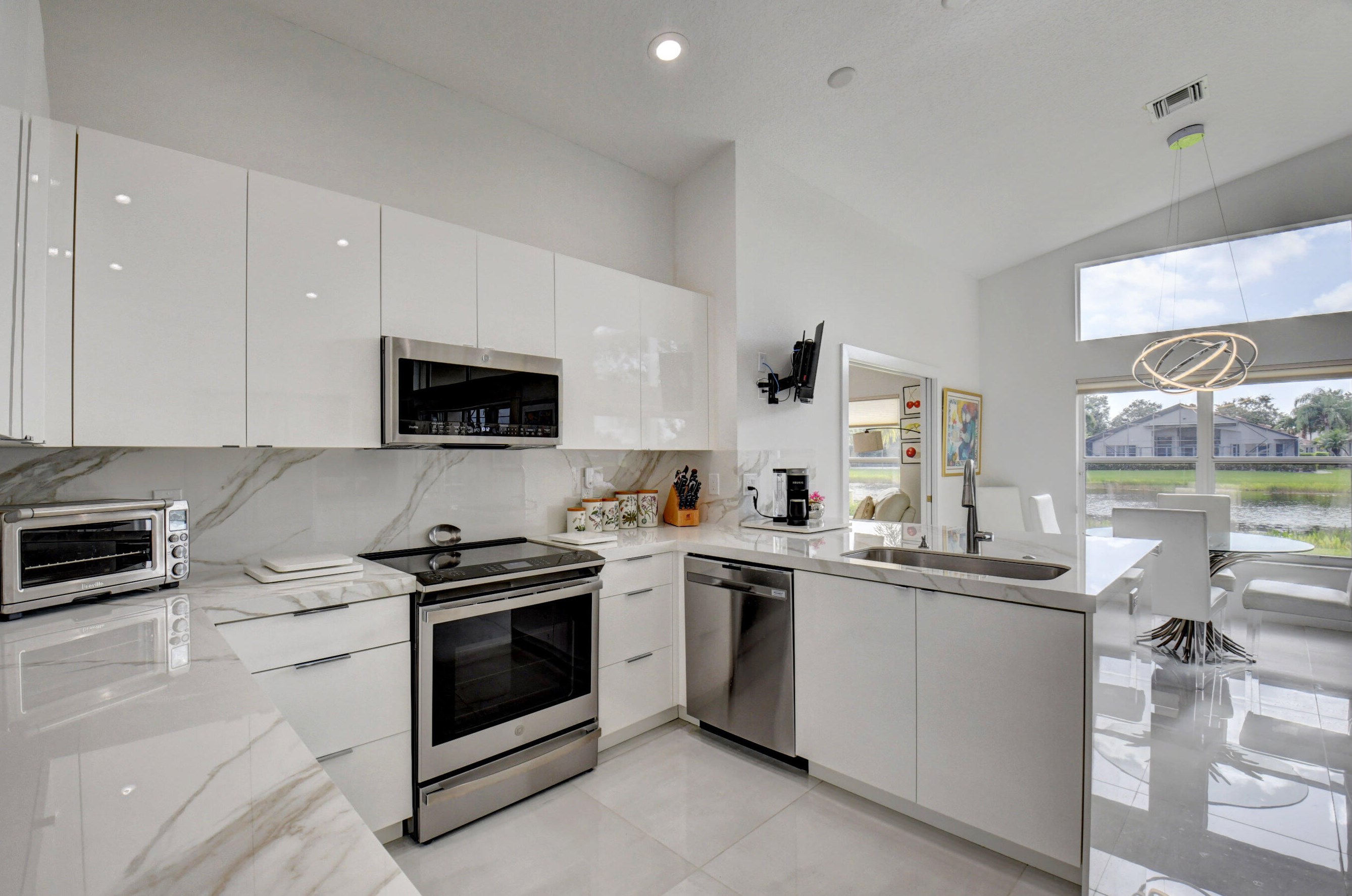 7709 Royale River Ln, Lake Worth FL  33467-6919 exterior