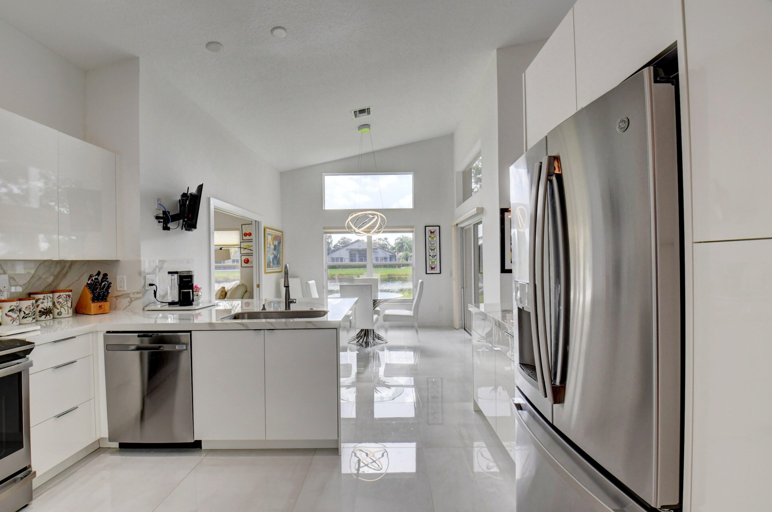 7709 Royale River Ln, Lake Worth FL  33467-6919 exterior