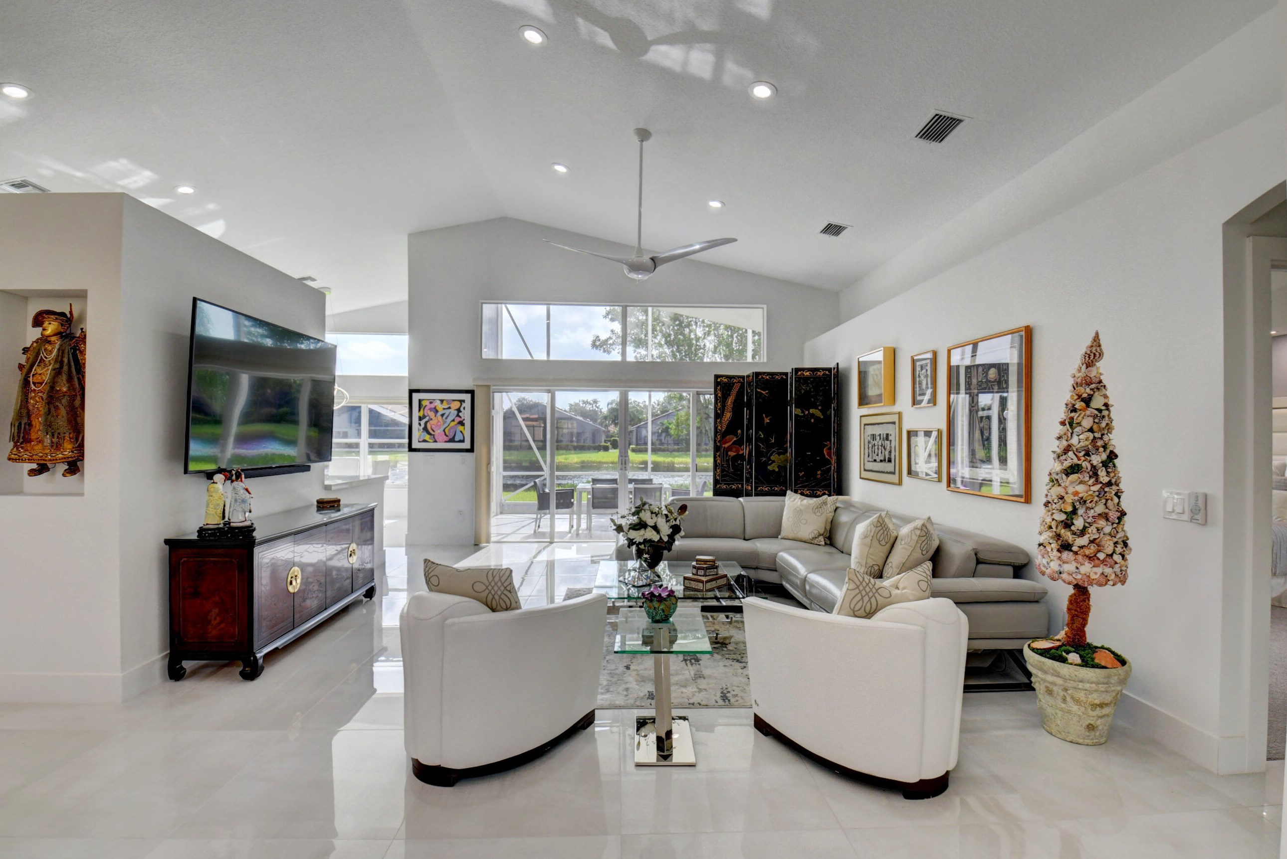 7709 Royale River Ln, Lake Worth FL  33467-6919 exterior