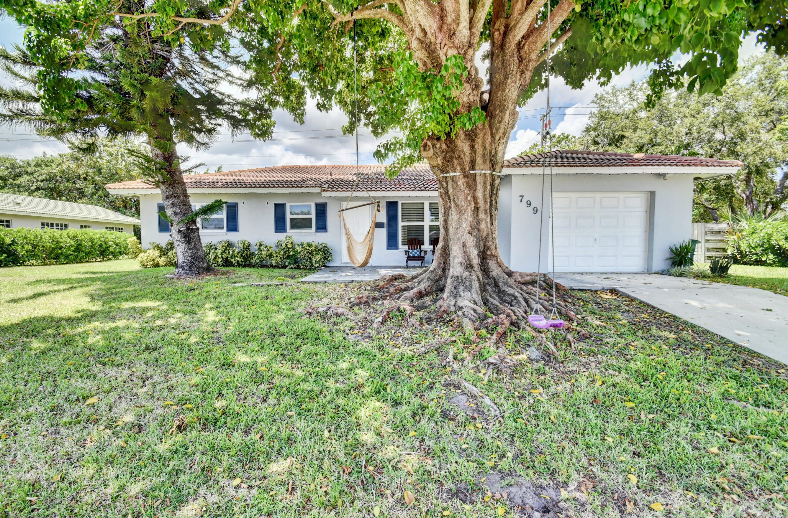 799 12th Ave, Boca Raton, FL 33486-8425