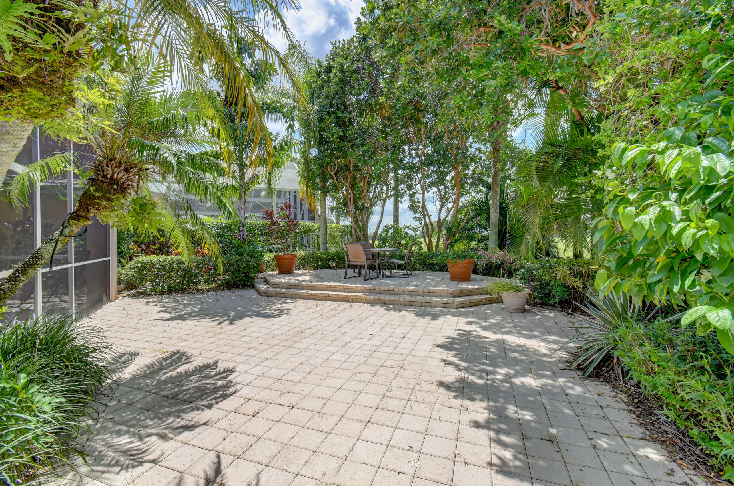 10771 Fairmont Vlg Dr, Lake Worth FL 33449-8609 exterior