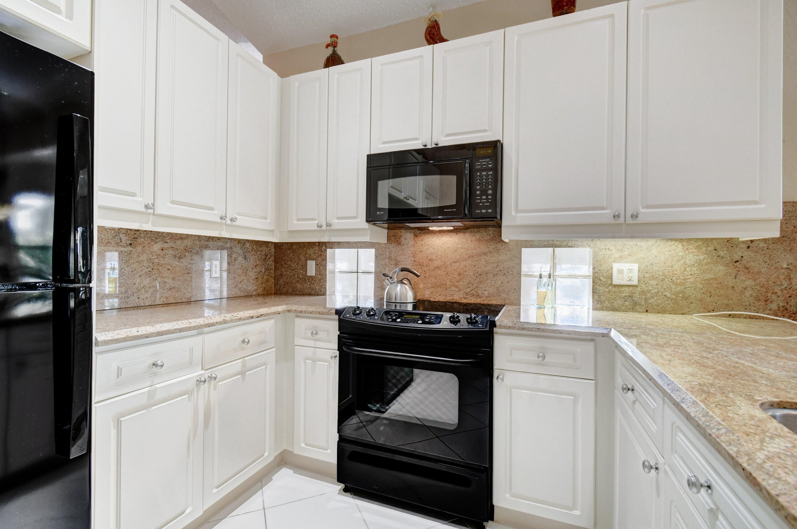 10771 Fairmont Vlg Dr, Lake Worth FL 33449-8609 exterior