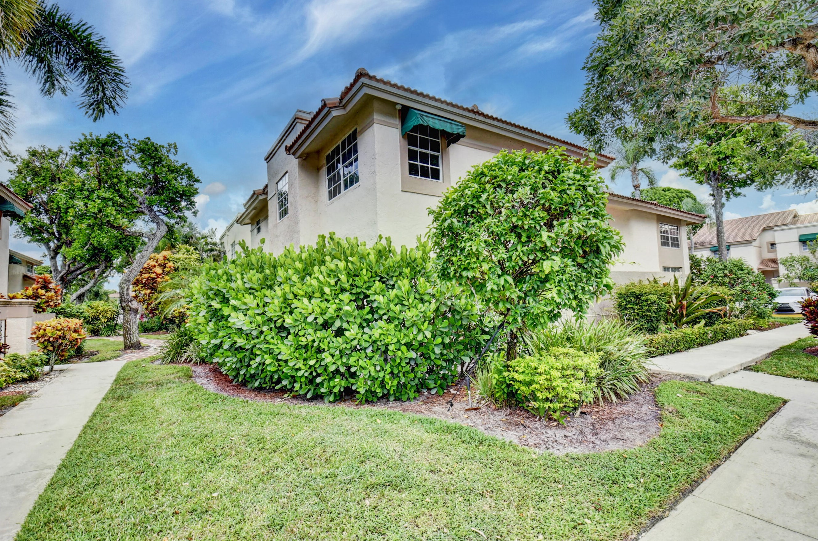 6613 Via Regina, Boca Raton, FL 33433