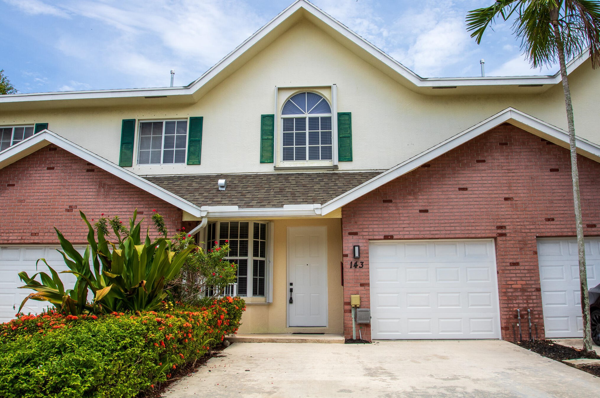 143 Spruce St, Boynton Beach, FL 33426-9357