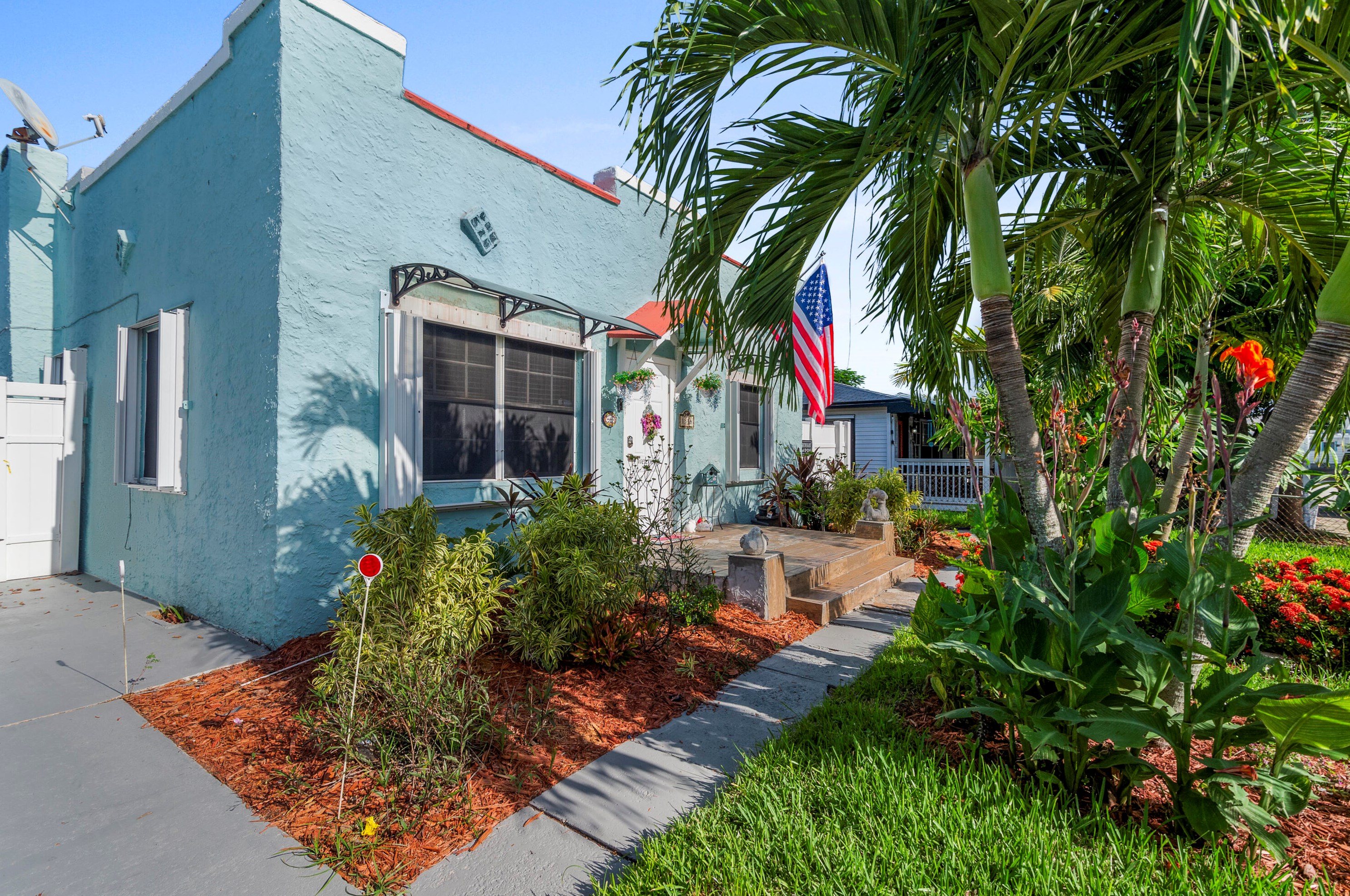 1314 N J St, Lake Worth, FL 33460