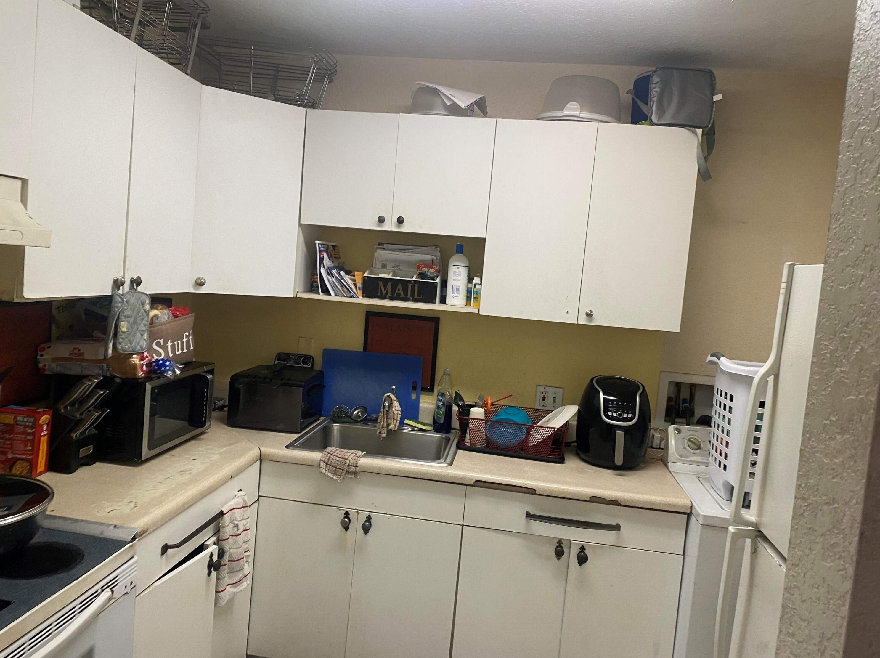 1221 15th Ave, Lake Worth, FL 33460-1724