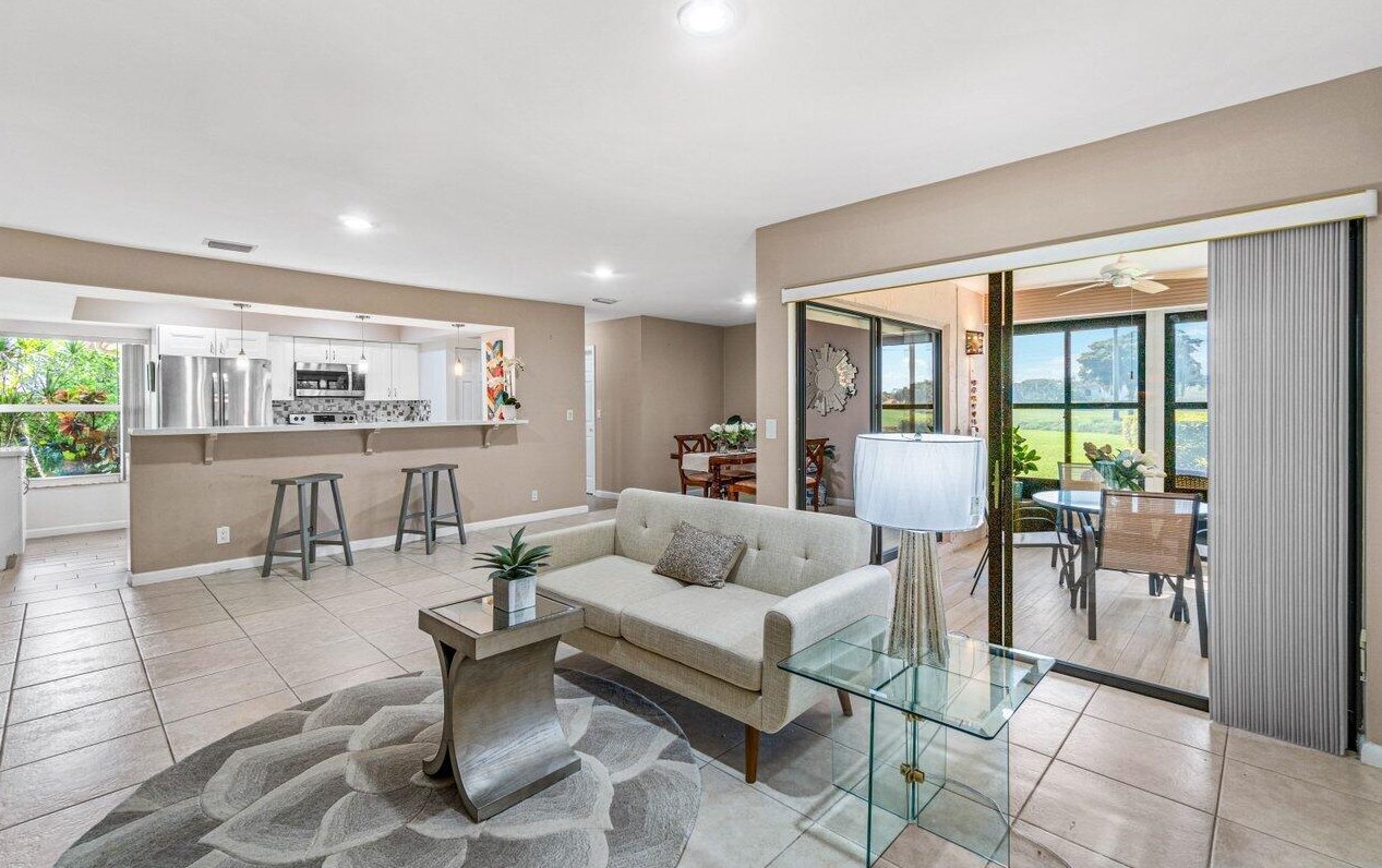 5944 Forest Grove Dr #1, Boynton Beach, FL 33437
